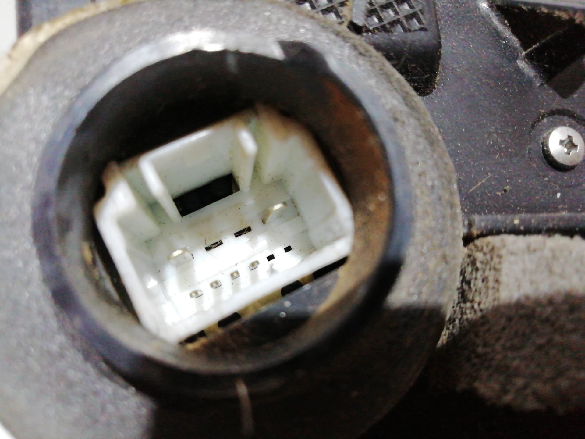 Cerradura puerta delantera izquierda TOYOTA LAND CRUISER (J12) 2