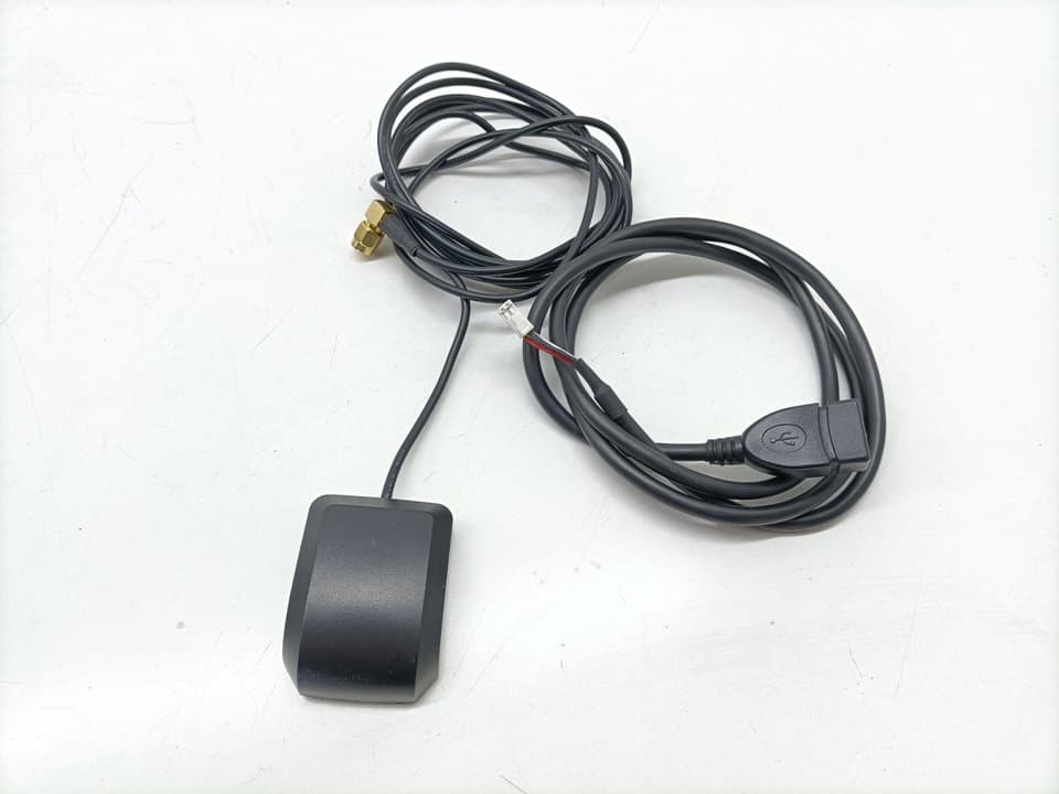 Pantalla multifuncion MAZDA 2 LIM 3