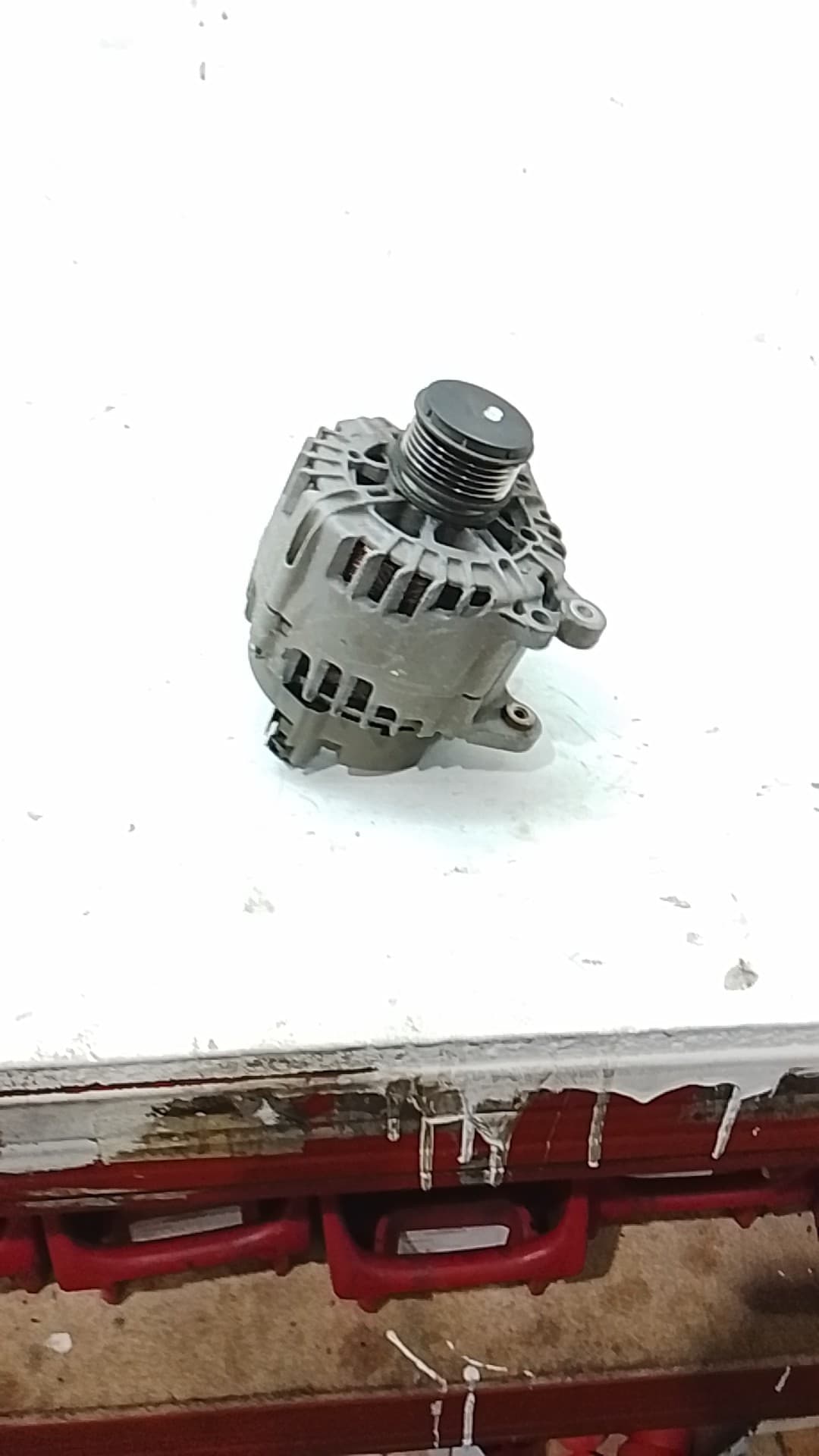 Alternador VOLKSWAGEN POLO (6R1)