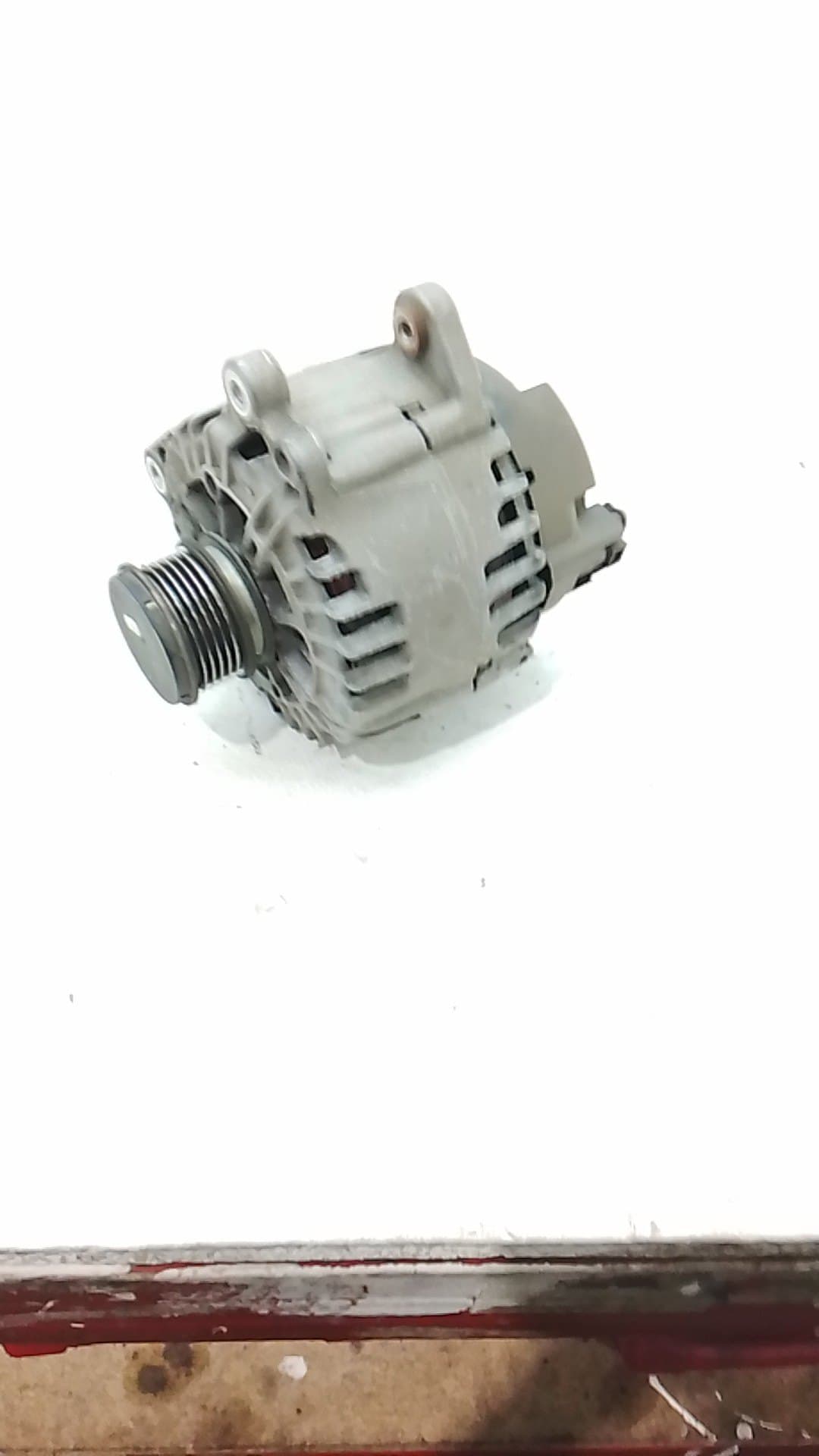 Alternador VOLKSWAGEN POLO (6R1) 3
