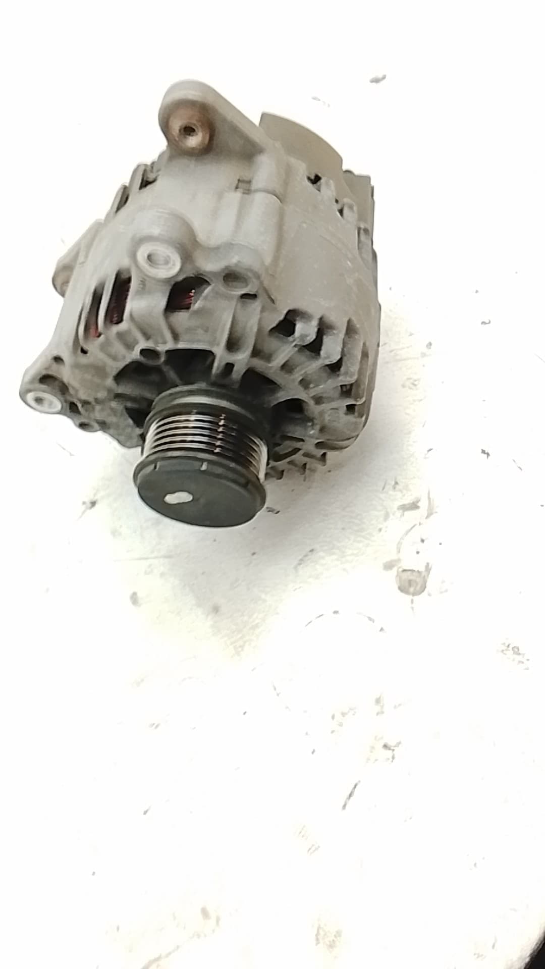 Alternador VOLKSWAGEN POLO (6R1) 2