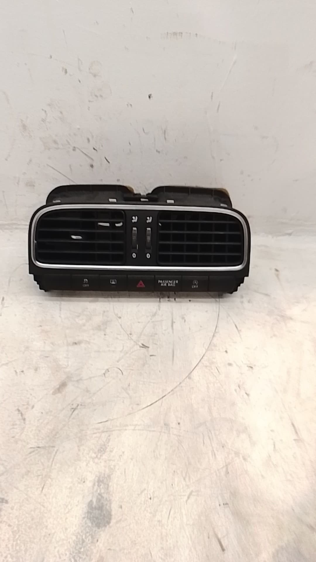 Recambio VOLKSWAGEN POLO (6R1) ref. 6R0819728AH