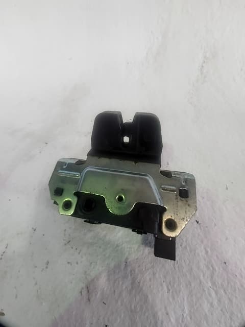 Cerradura maletero / porton OPEL ASTRA H BER.