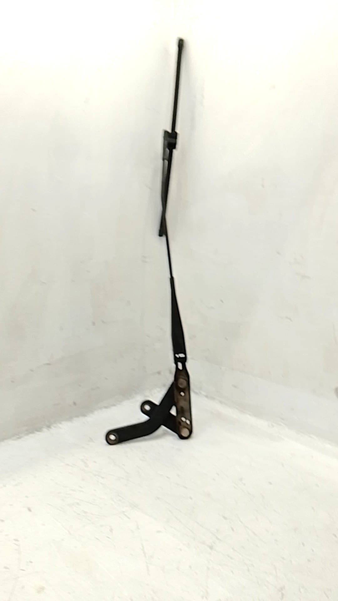 Brazo limpia delantero izquierdo FORD FOCUS SPORTBREAK (CAP)