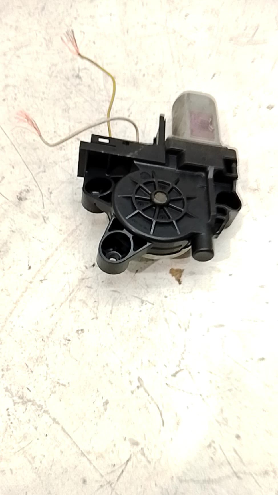 Motor elevalunas delantero izquierdo FORD FOCUS SPORTBREAK (CAP) 2