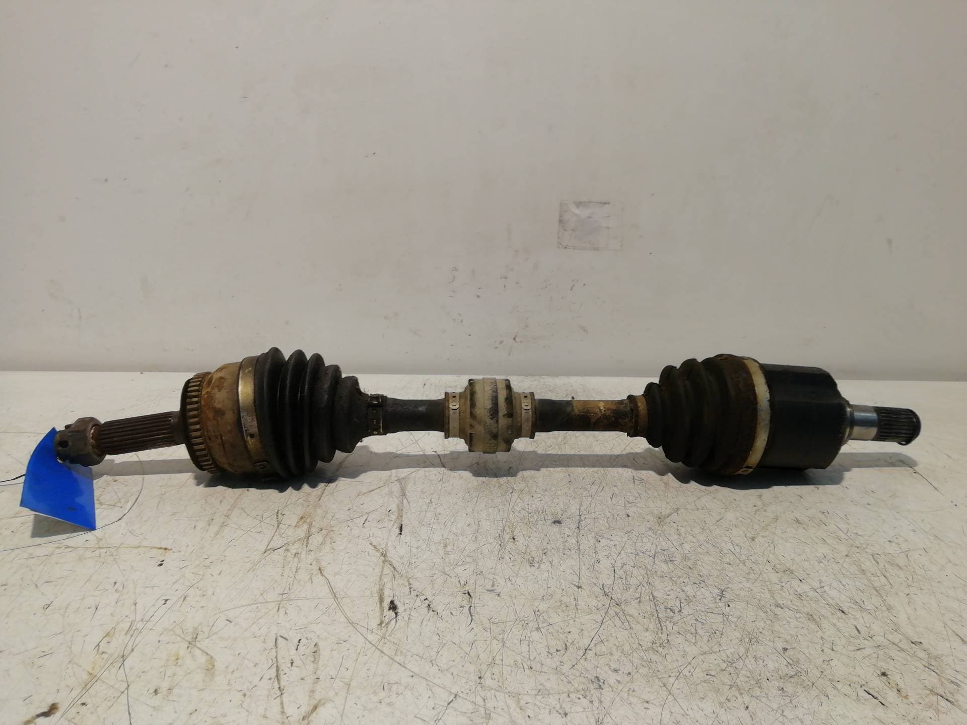 Transmision delantera izquierda KIA RIO