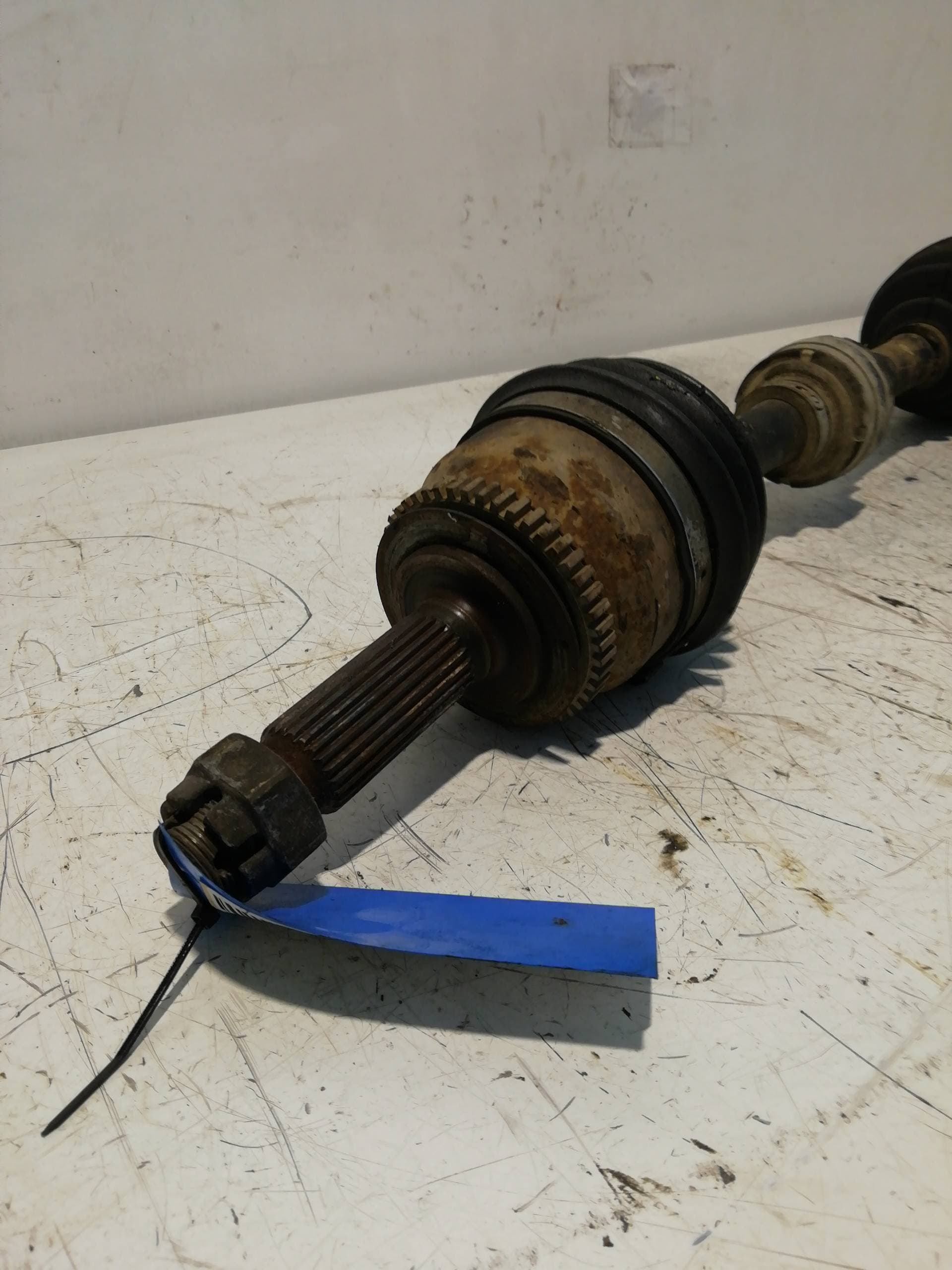 Transmision delantera izquierda KIA RIO 2