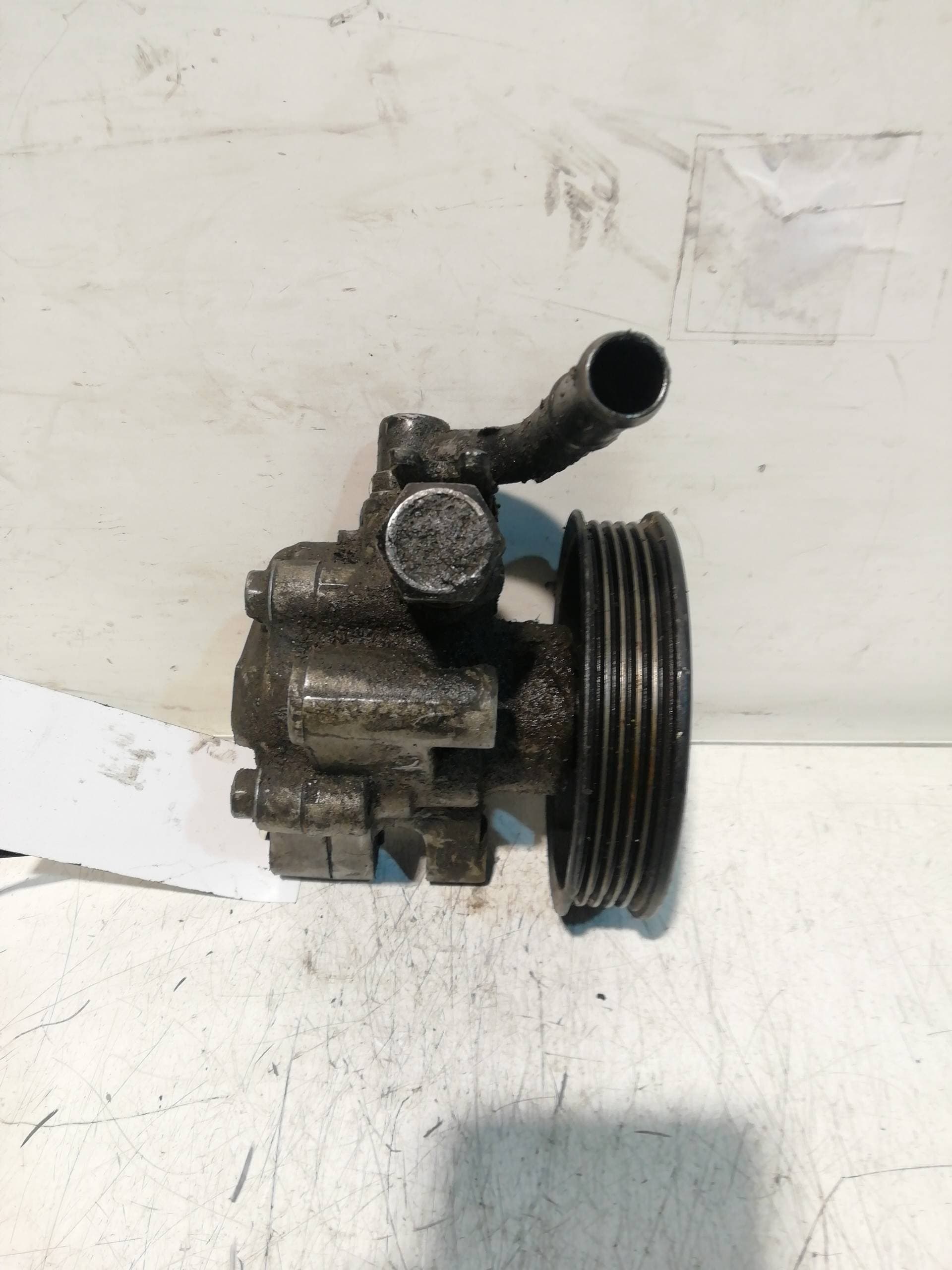 Bomba direccion KIA RIO