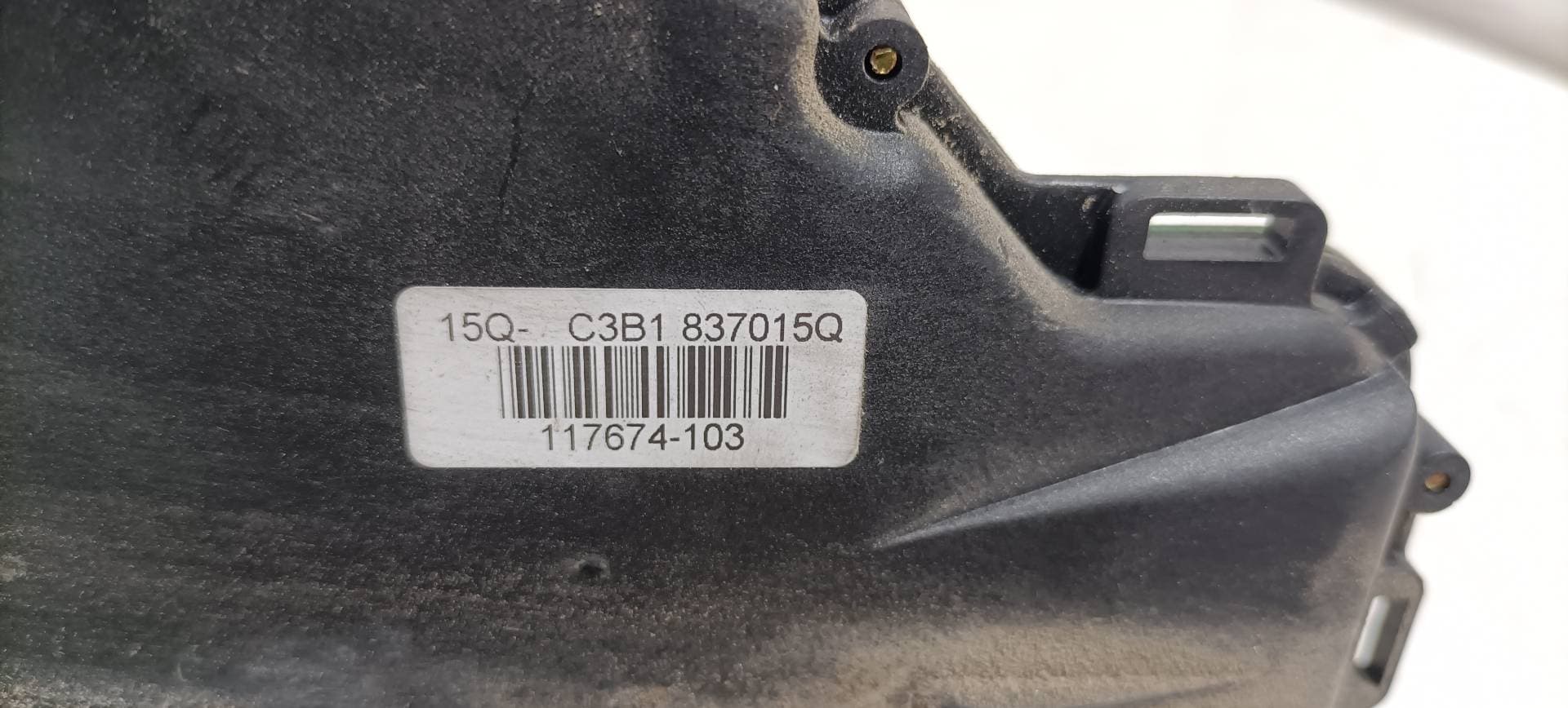 Cerradura puerta delantera izquierda VOLKSWAGEN PASSAT BERLINA (3B3) 2