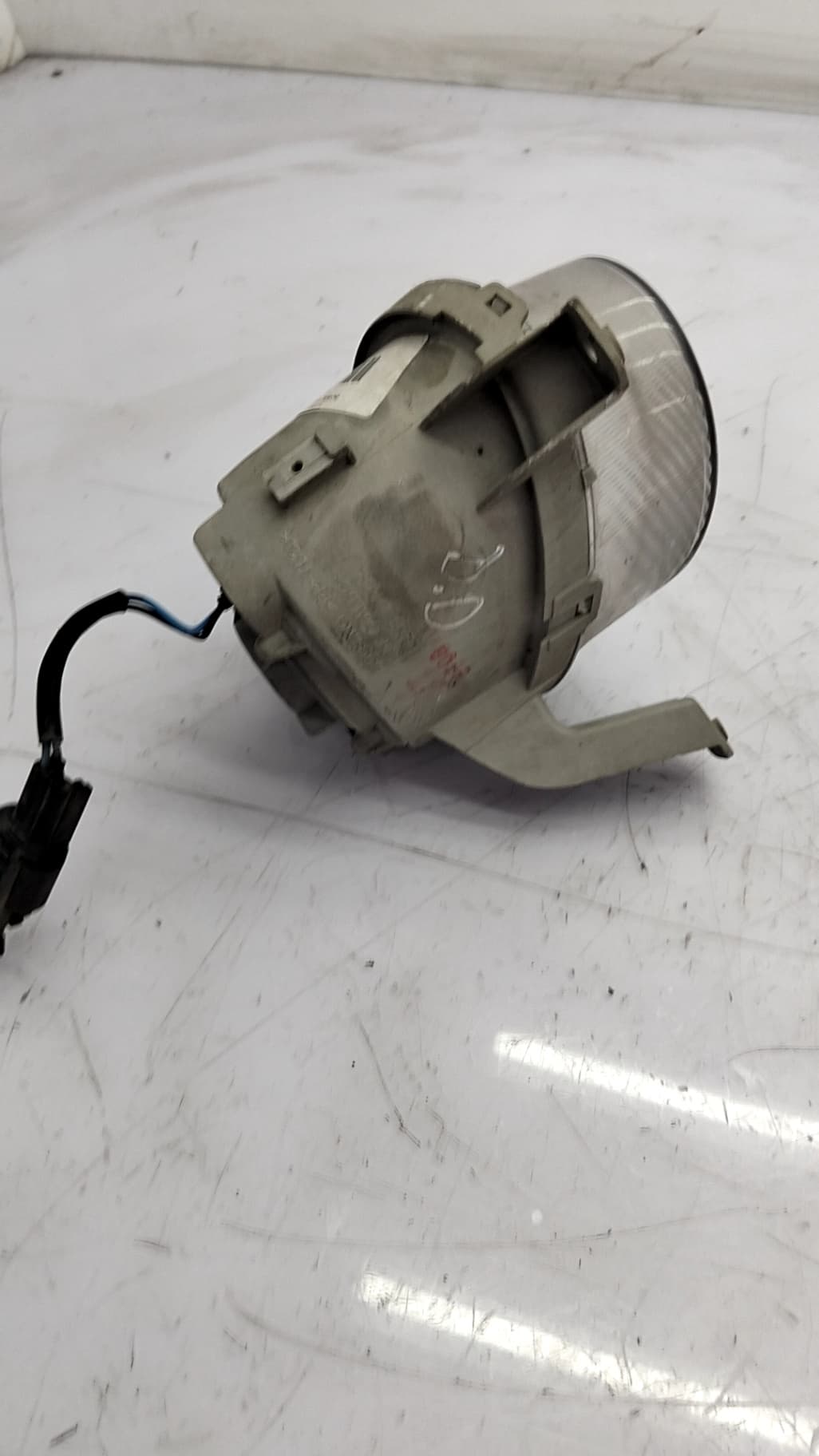 Faro antiniebla derecho CHEVROLET AVEO 3