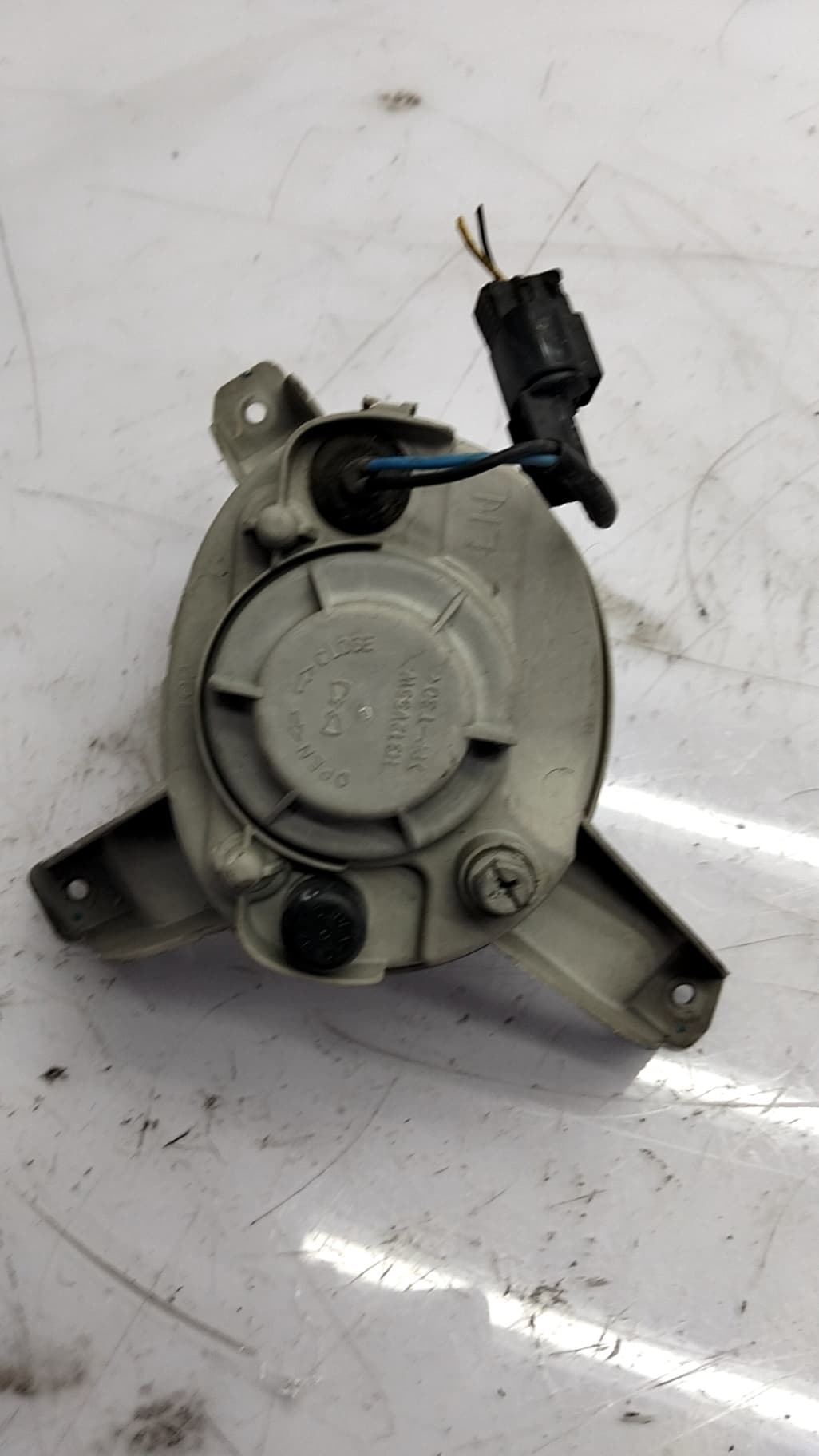 Faro antiniebla izquierdo CHEVROLET AVEO 4