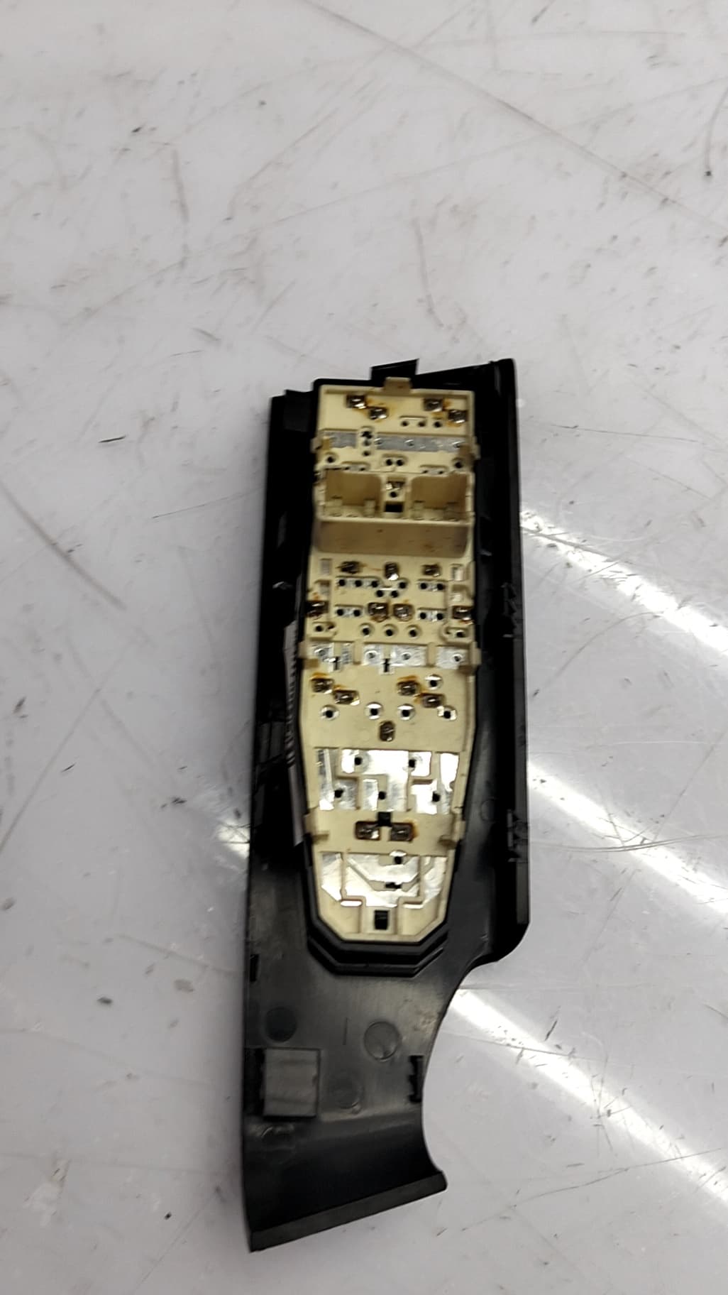 Mando elevalunas delantero izquierdo CHEVROLET AVEO 2