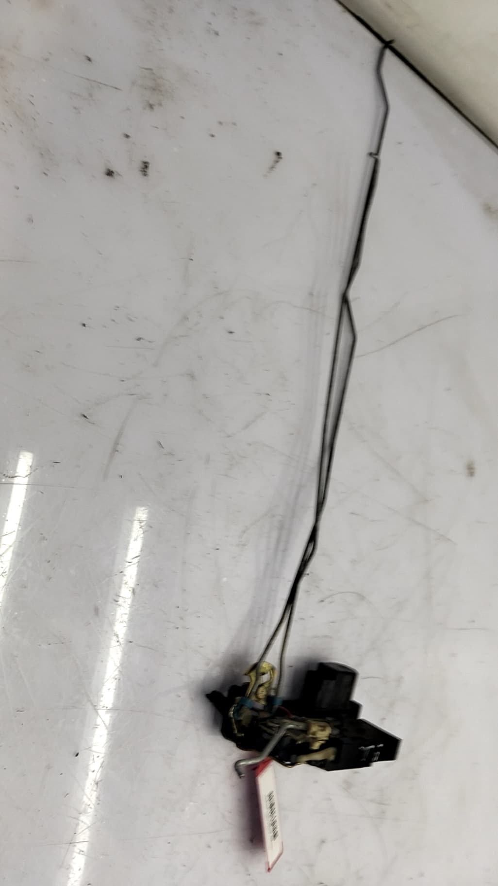 Cerradura puerta trasera izquierda CHEVROLET AVEO 2