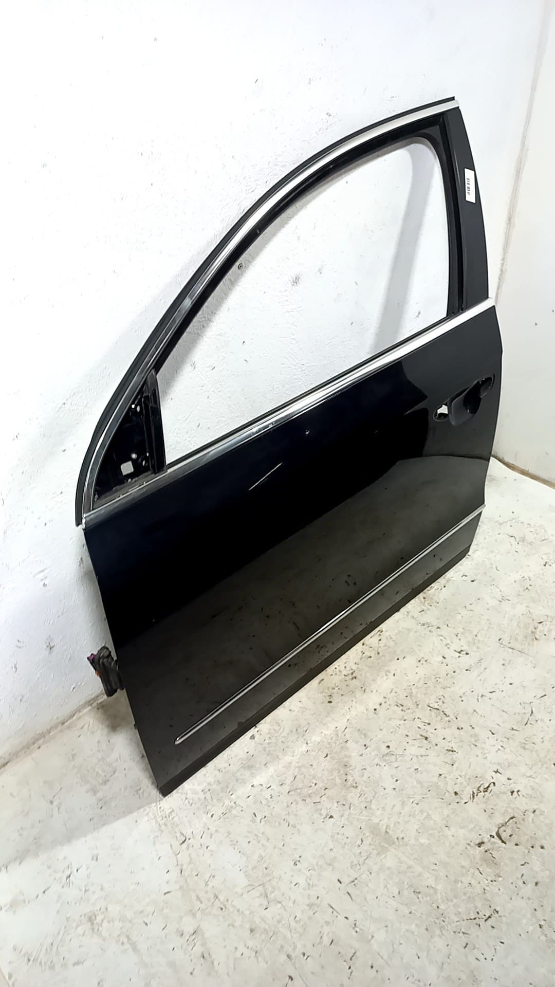 Puerta delantera izquierda VOLKSWAGEN PASSAT CC (357) 4