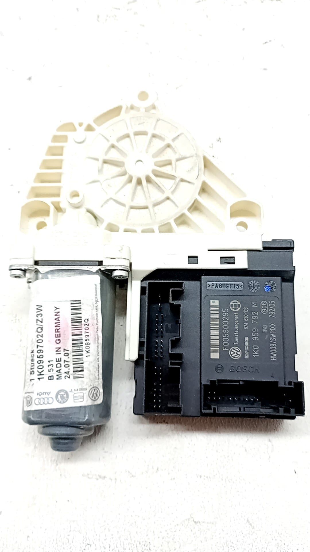 Motor elevalunas delantero derecho VOLKSWAGEN PASSAT CC (357) 2
