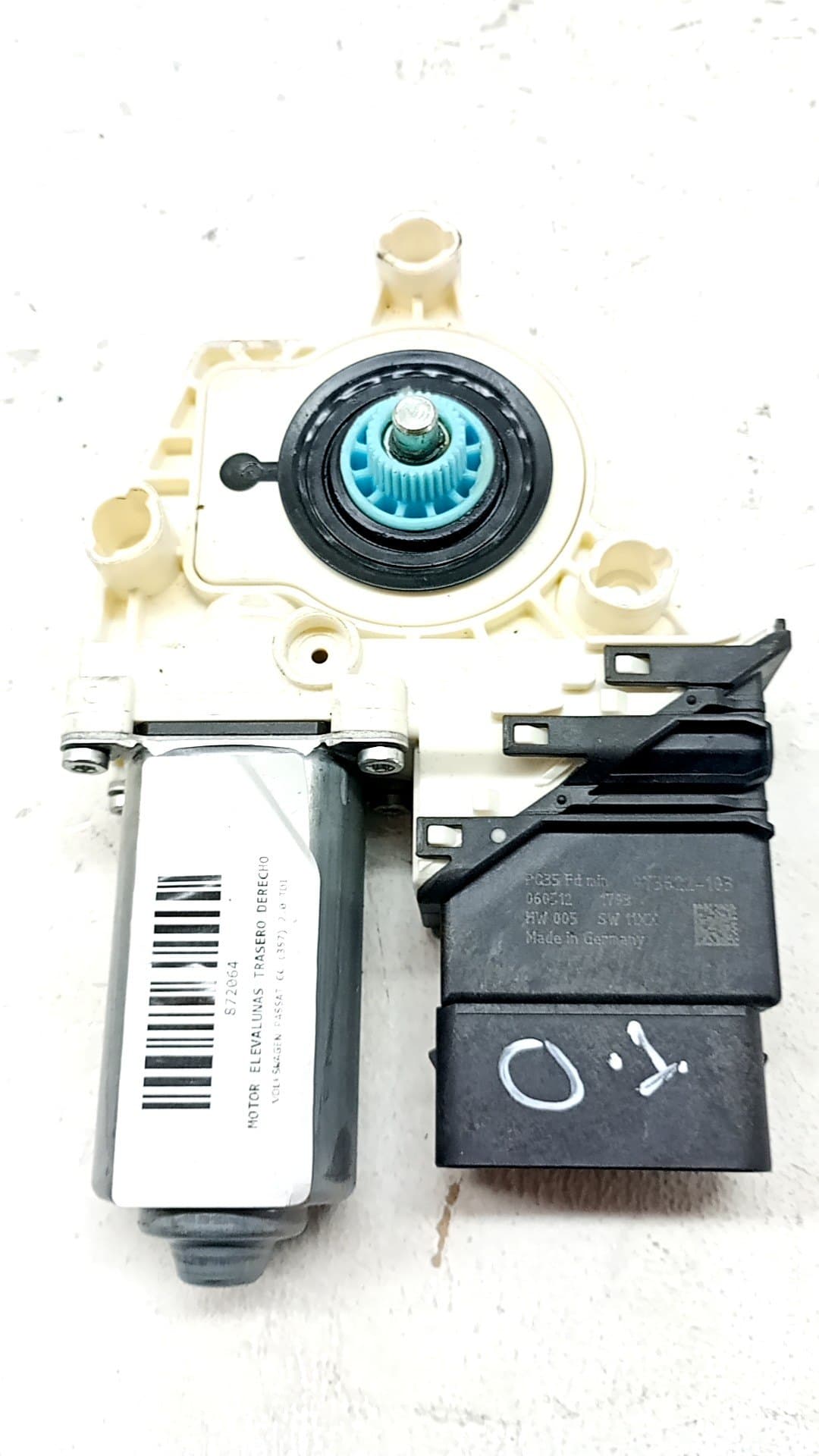 Motor elevalunas trasero derecho VOLKSWAGEN PASSAT CC (357)