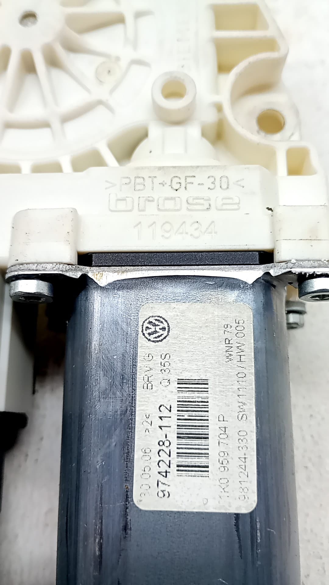 Motor elevalunas trasero derecho VOLKSWAGEN PASSAT CC (357) 2