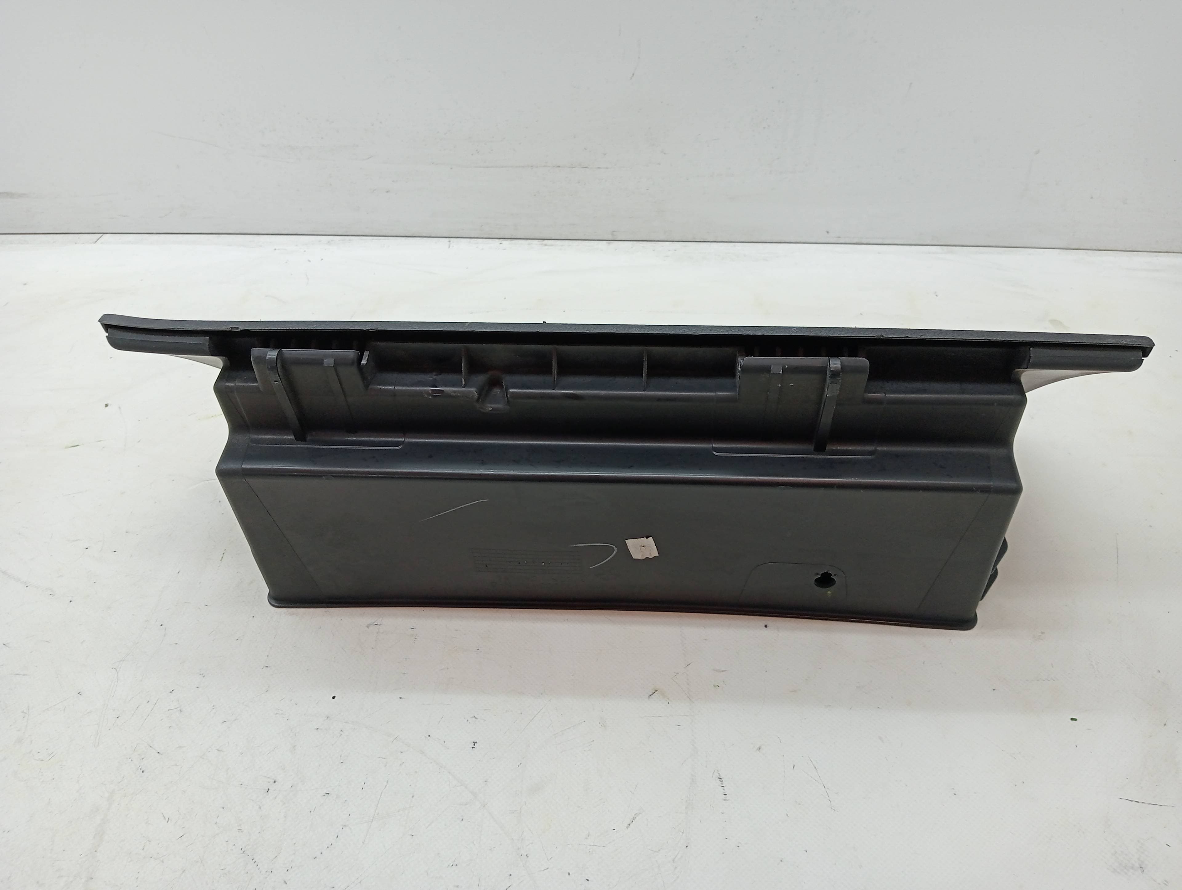 Guantera FIAT FREEMONT (345) 2