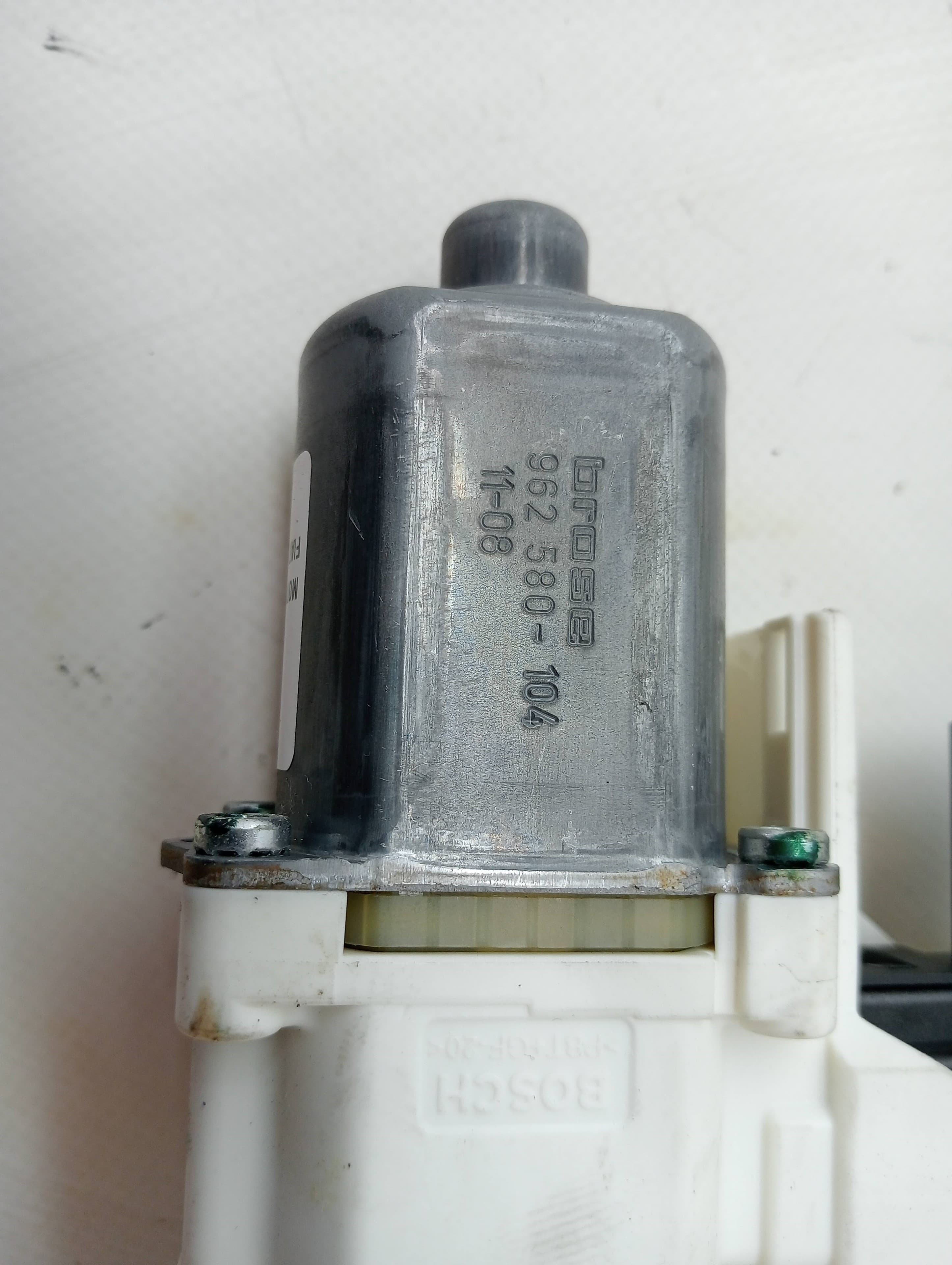 Motor elevalunas delantero derecho FIAT FREEMONT (345) 3