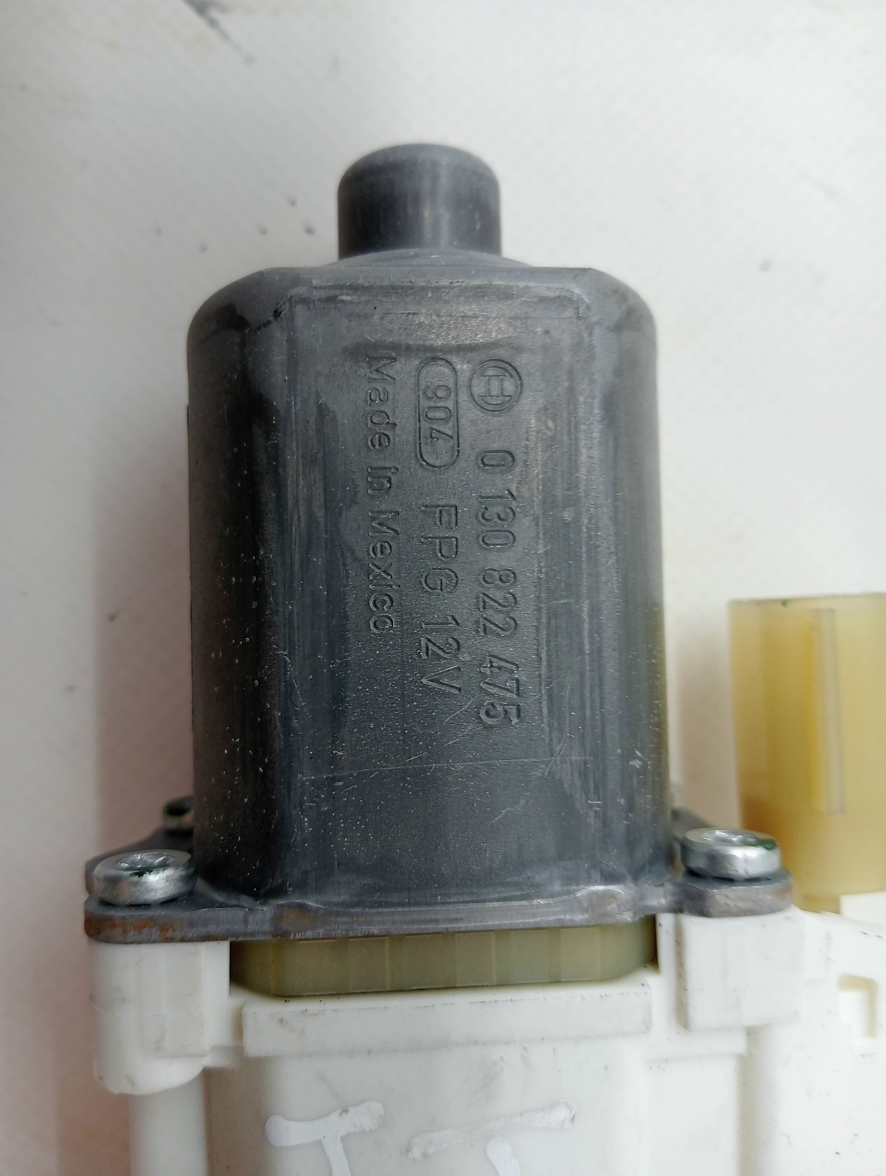 Motor elevalunas trasero izquierdo FIAT FREEMONT (345) 3