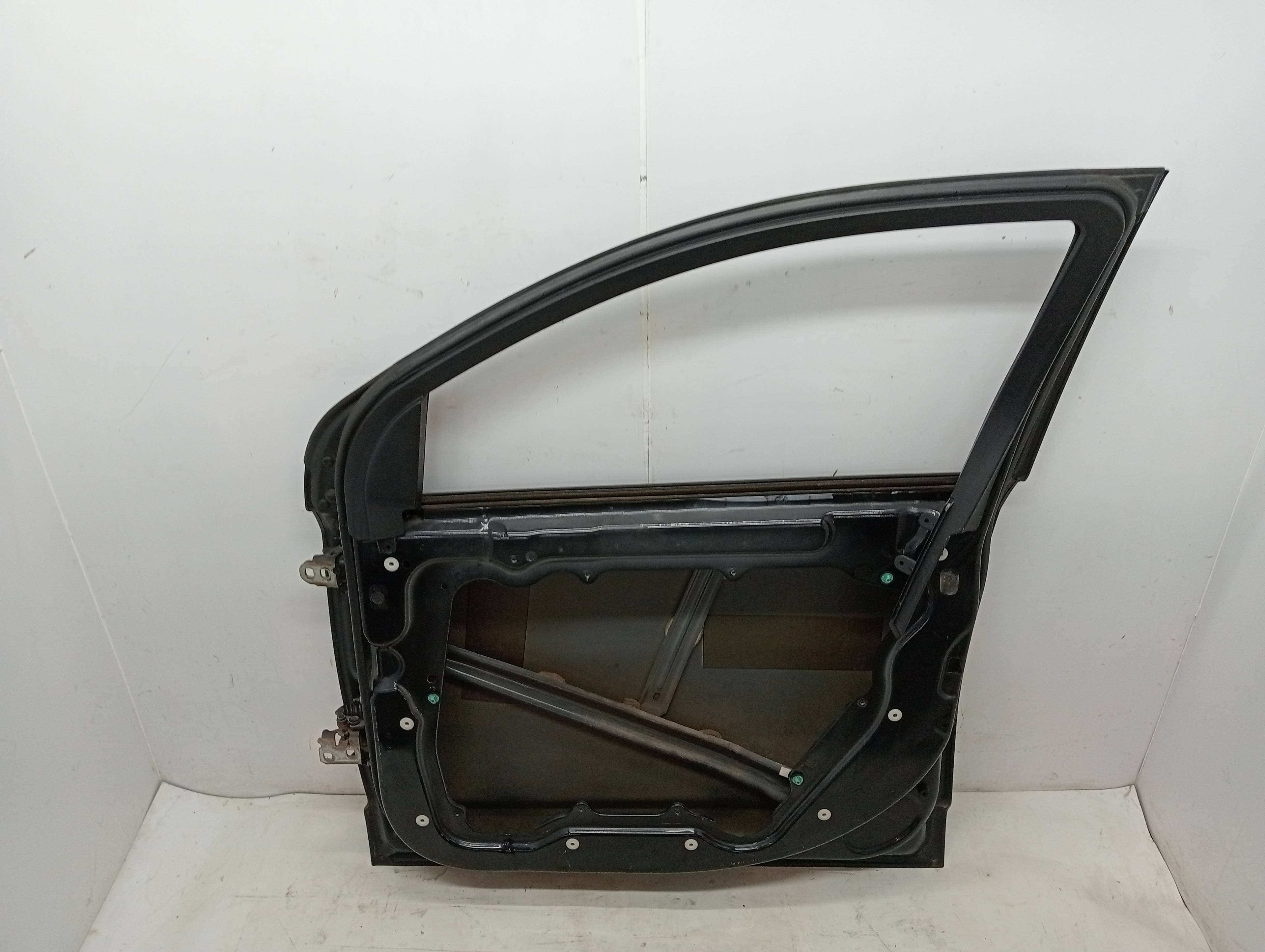 Puerta delantera derecha FIAT FREEMONT (345) 4