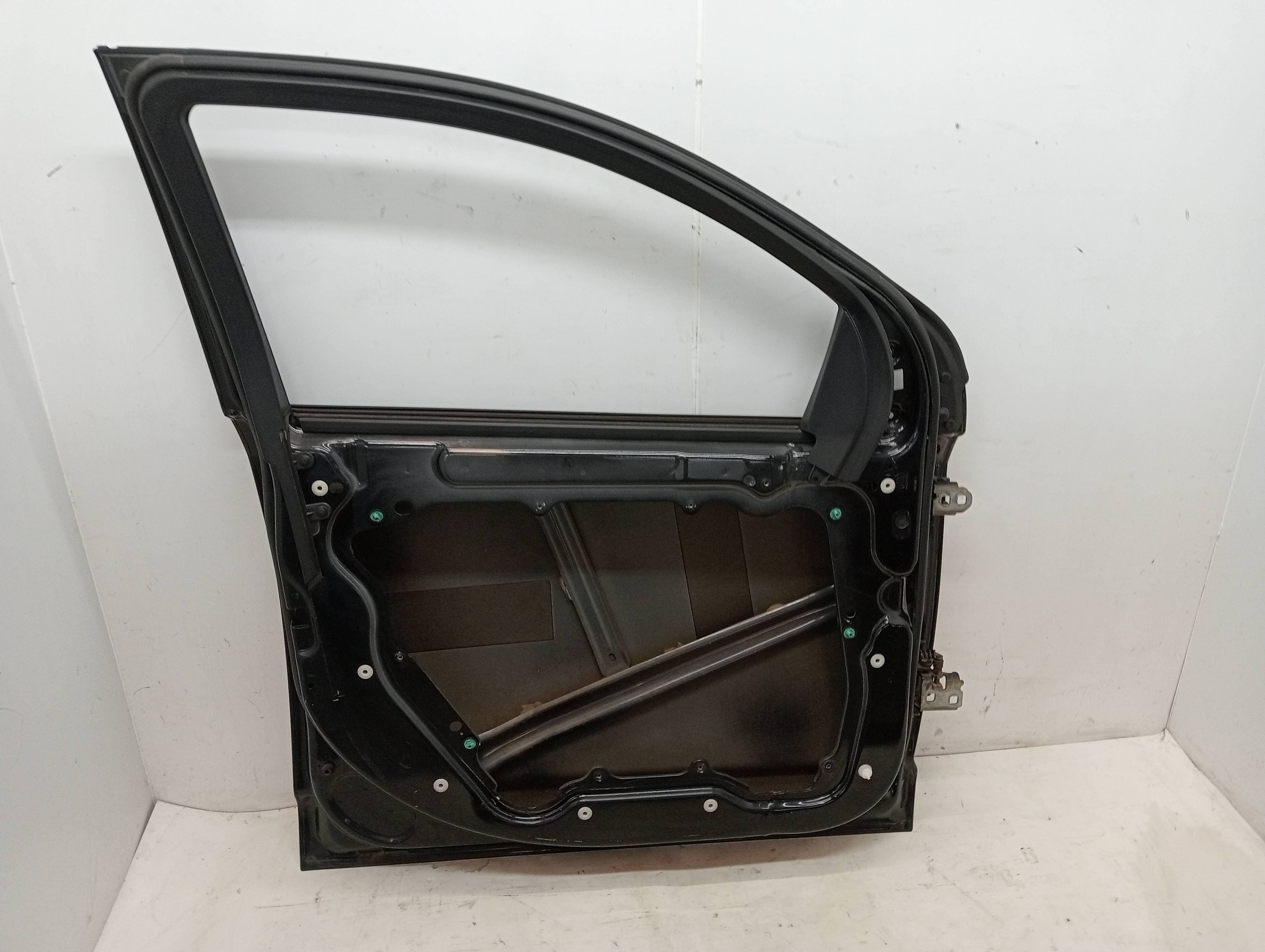 Puerta delantera izquierda FIAT FREEMONT (345) 4