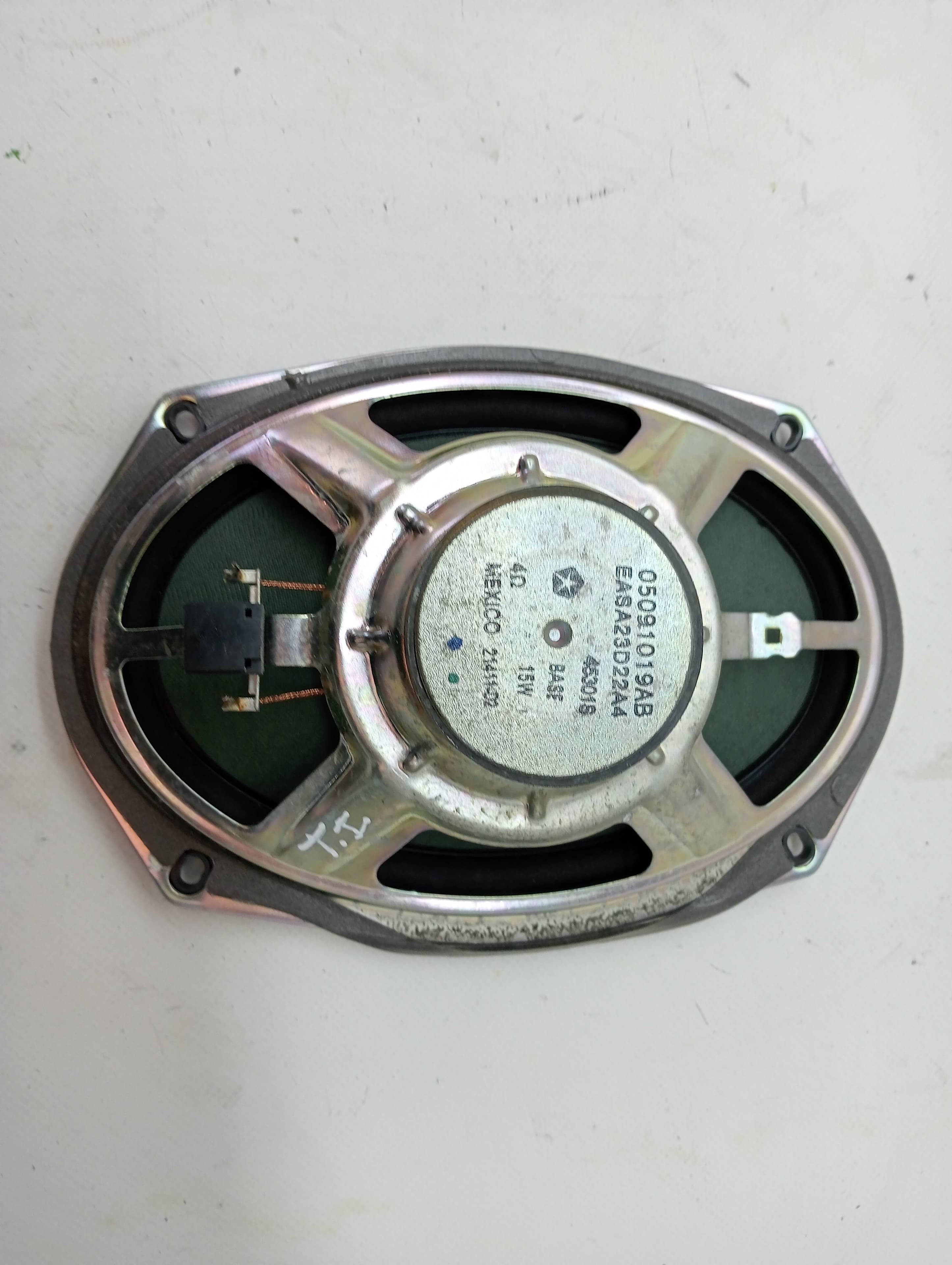 Altavoz FIAT FREEMONT (345) 2