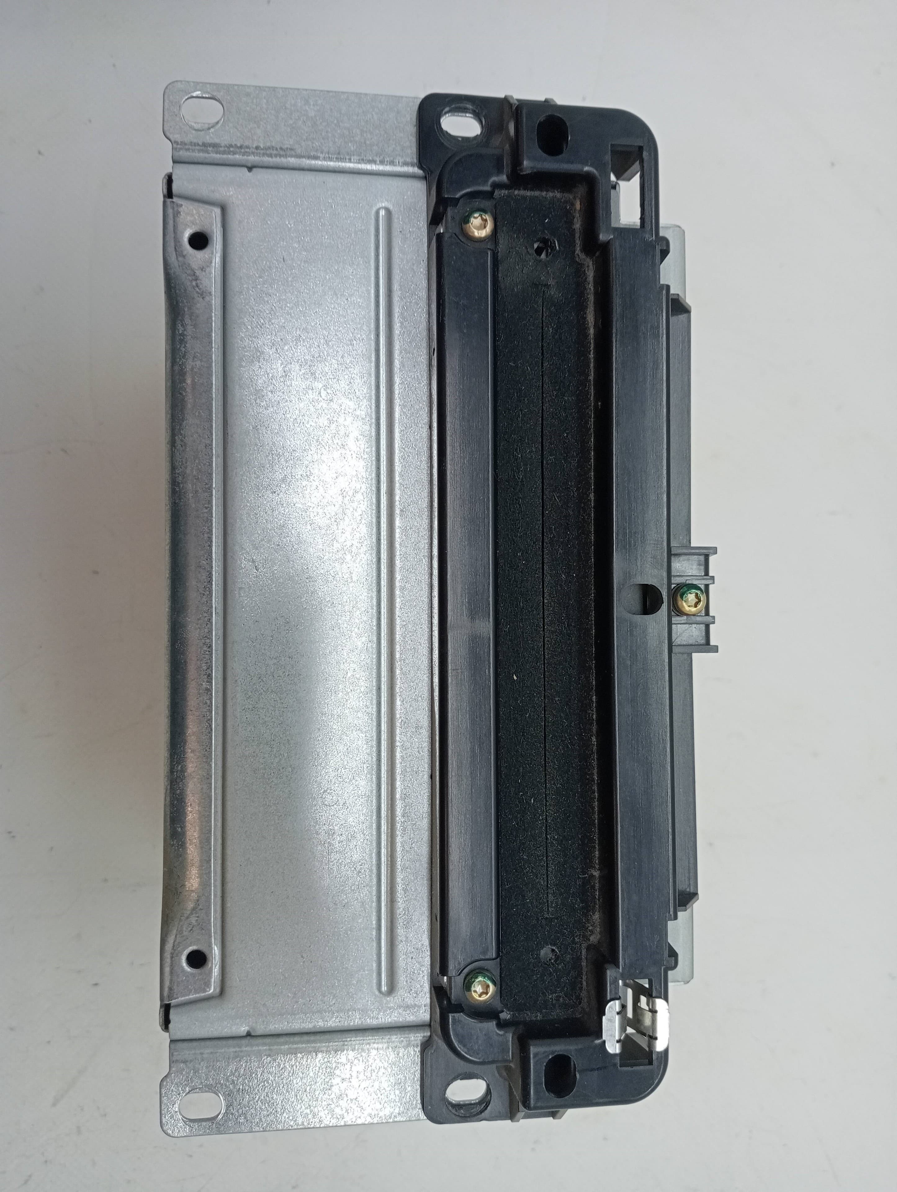 Sistema audio / radio cd FIAT FREEMONT (345)