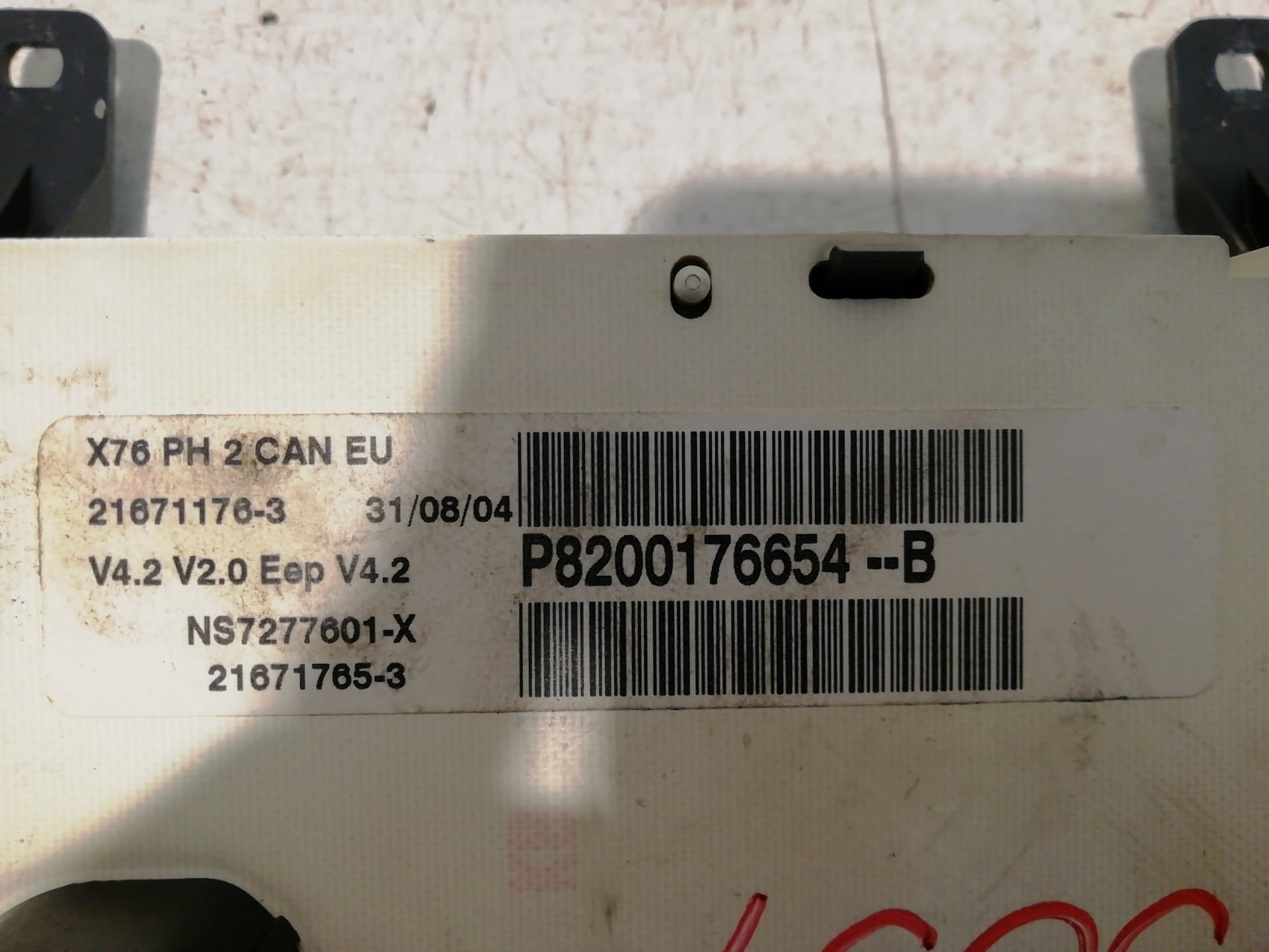 Cuadro instrumentos NISSAN KUBISTAR (X76) 3