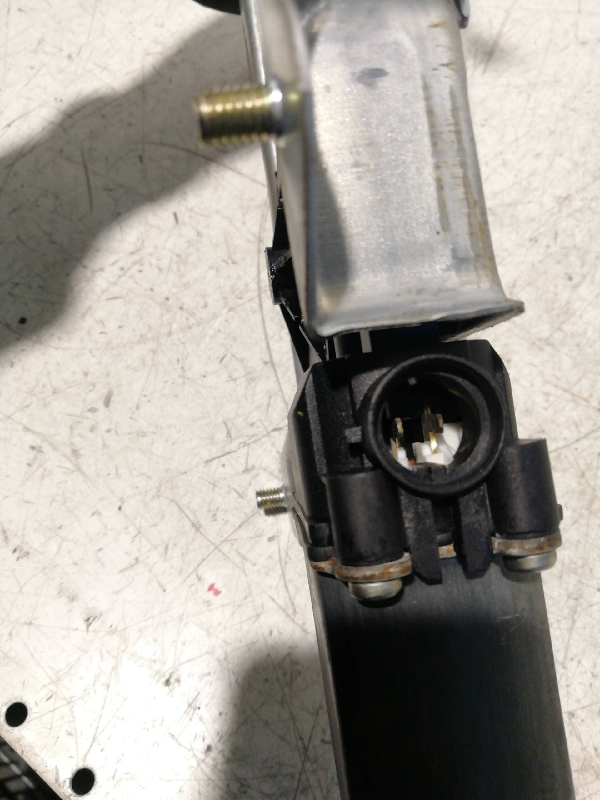 Motor elevalunas delantero derecho NISSAN KUBISTAR (X76) 4