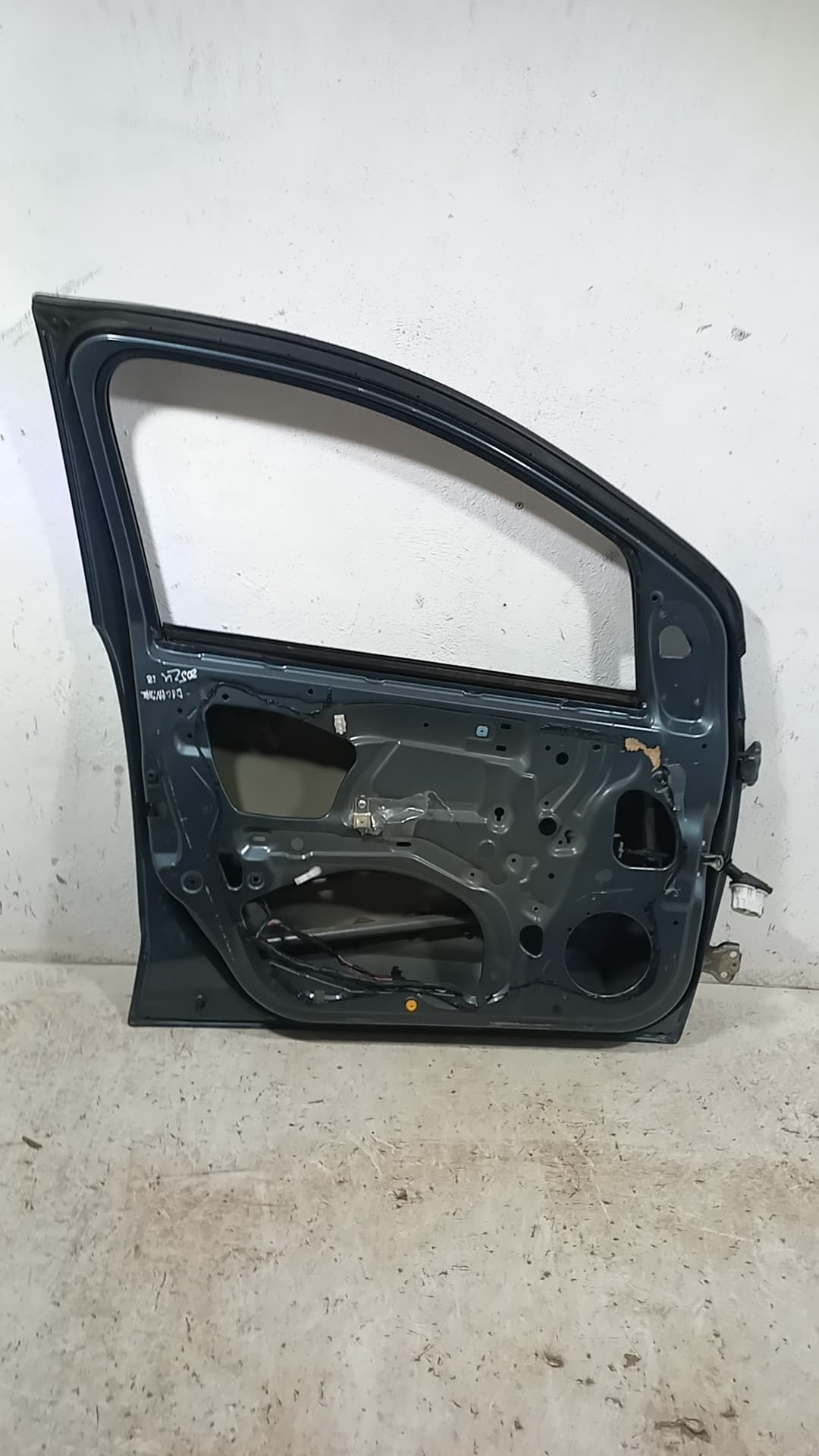 Puerta delantera izquierda SUZUKI ALTO VII (GF, HA25_, HA35_) 2