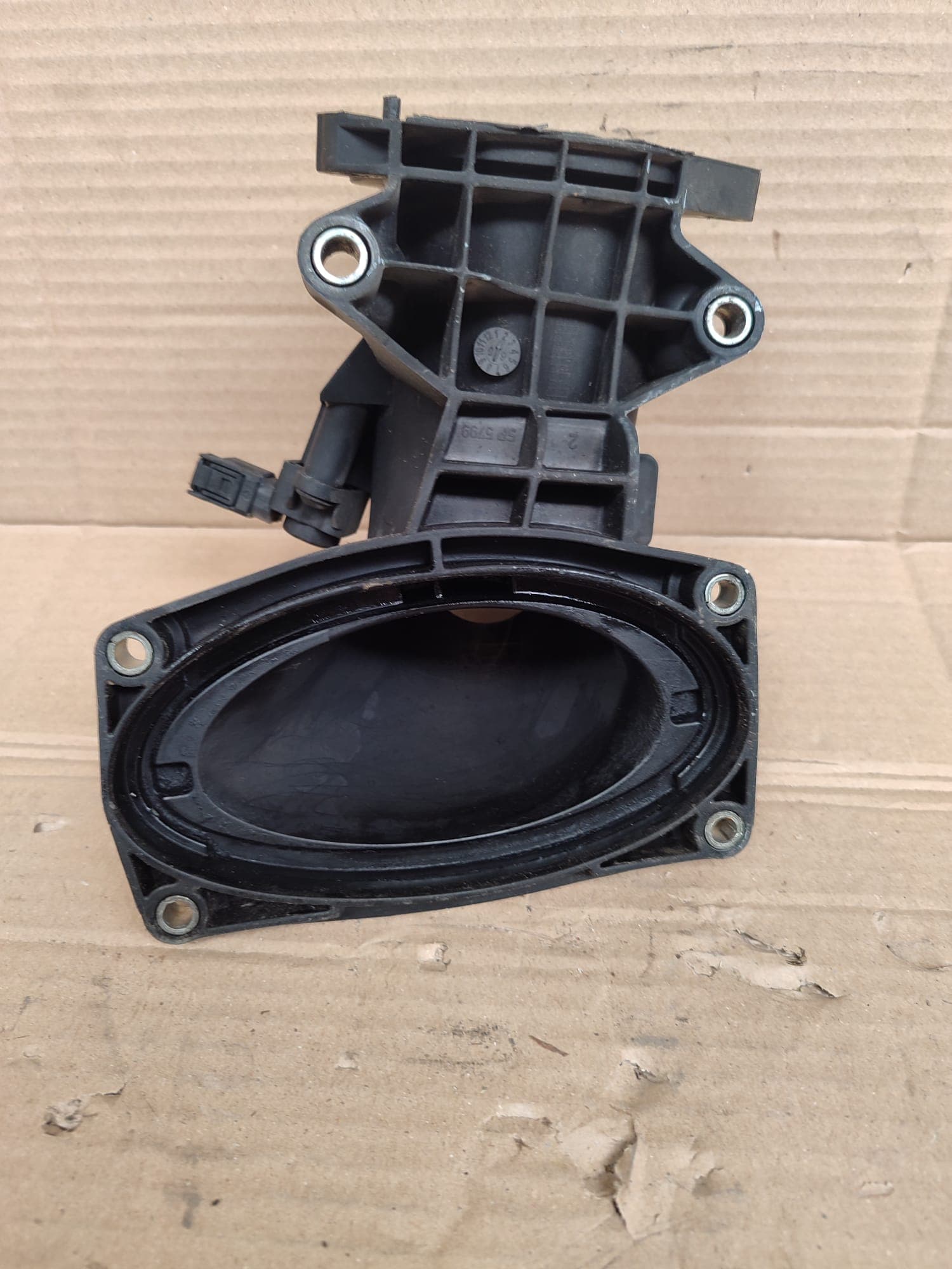 Recambio MERCEDES-BENZ CLA-KLASSE (BM 118) ref. A6510900828 2