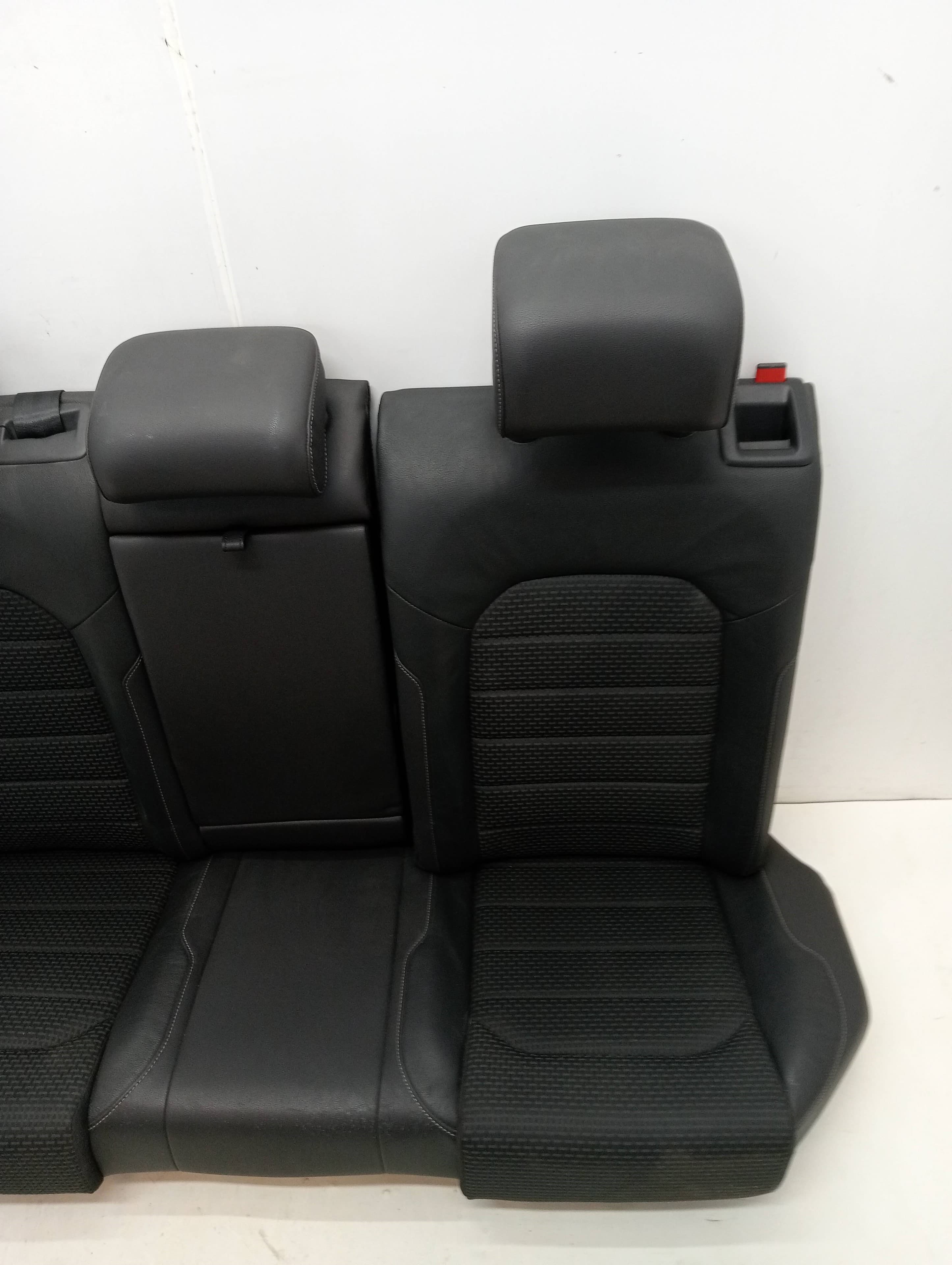 Cerradura asientos traseros VOLKSWAGEN GOLF VI VARIANT (AJ5) 2