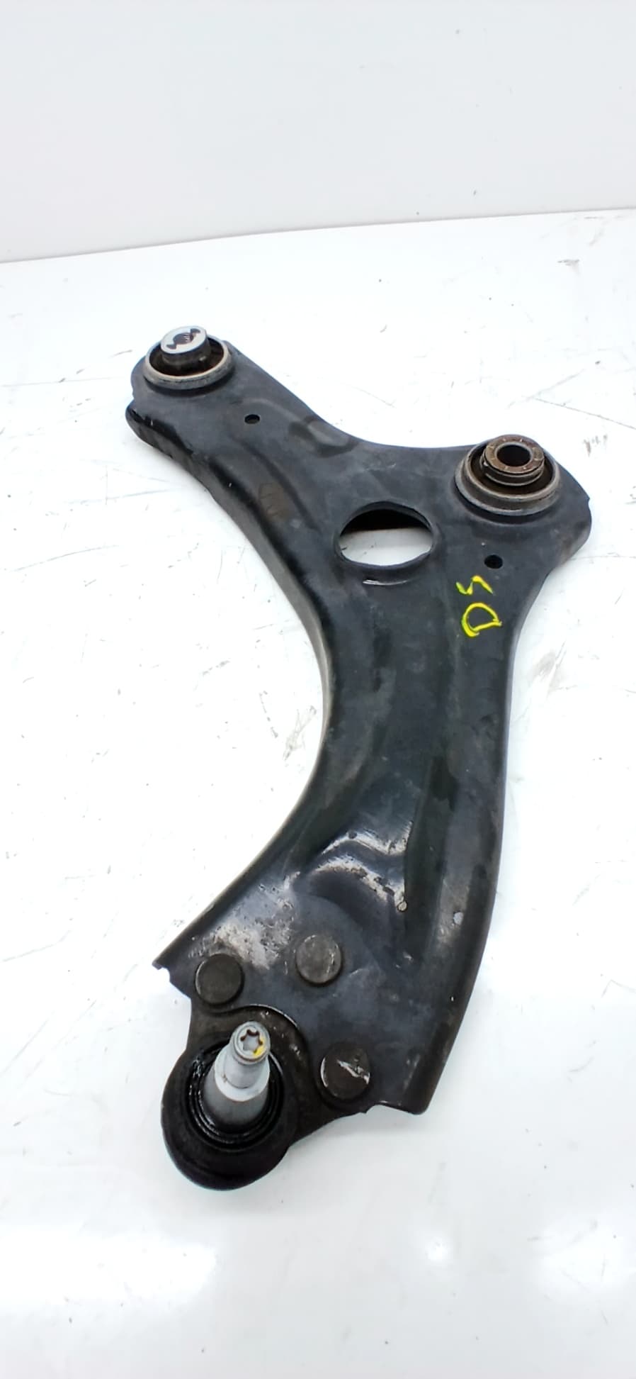 Brazo suspension inferior delantero derecho RENAULT CLIO V