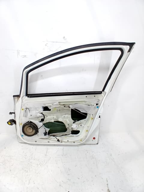 Puerta delantera derecha FIAT LINEA (110) 2