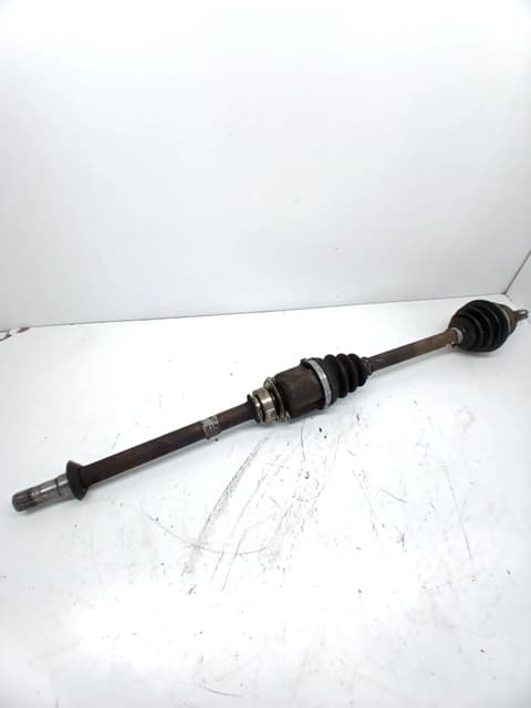 Transmision delantera derecha FIAT LINEA (110)