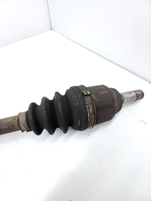 Transmision delantera izquierda FIAT LINEA (110) 2