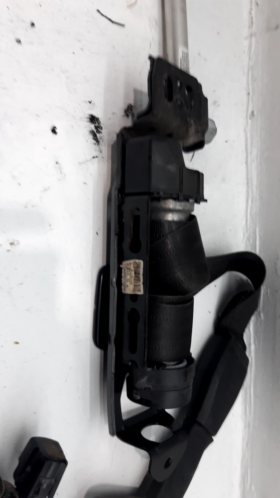 Cinturon seguridad delantero izquierdo HONDA CIVIC VII HATCHBACK (EU, EP, EV) 2