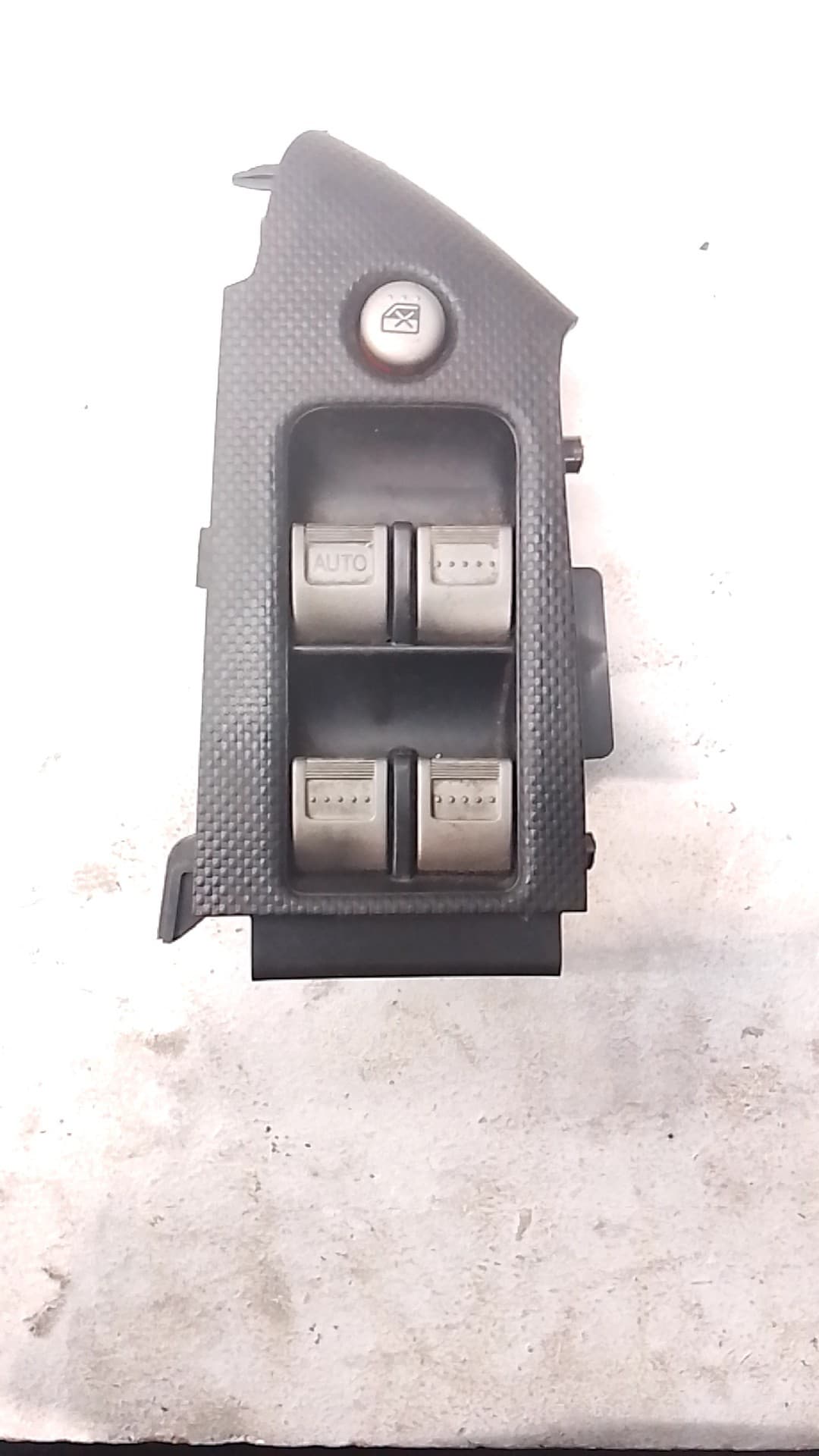 Mando elevalunas delantero izquierdo HONDA CIVIC VII HATCHBACK (EU, EP, EV)