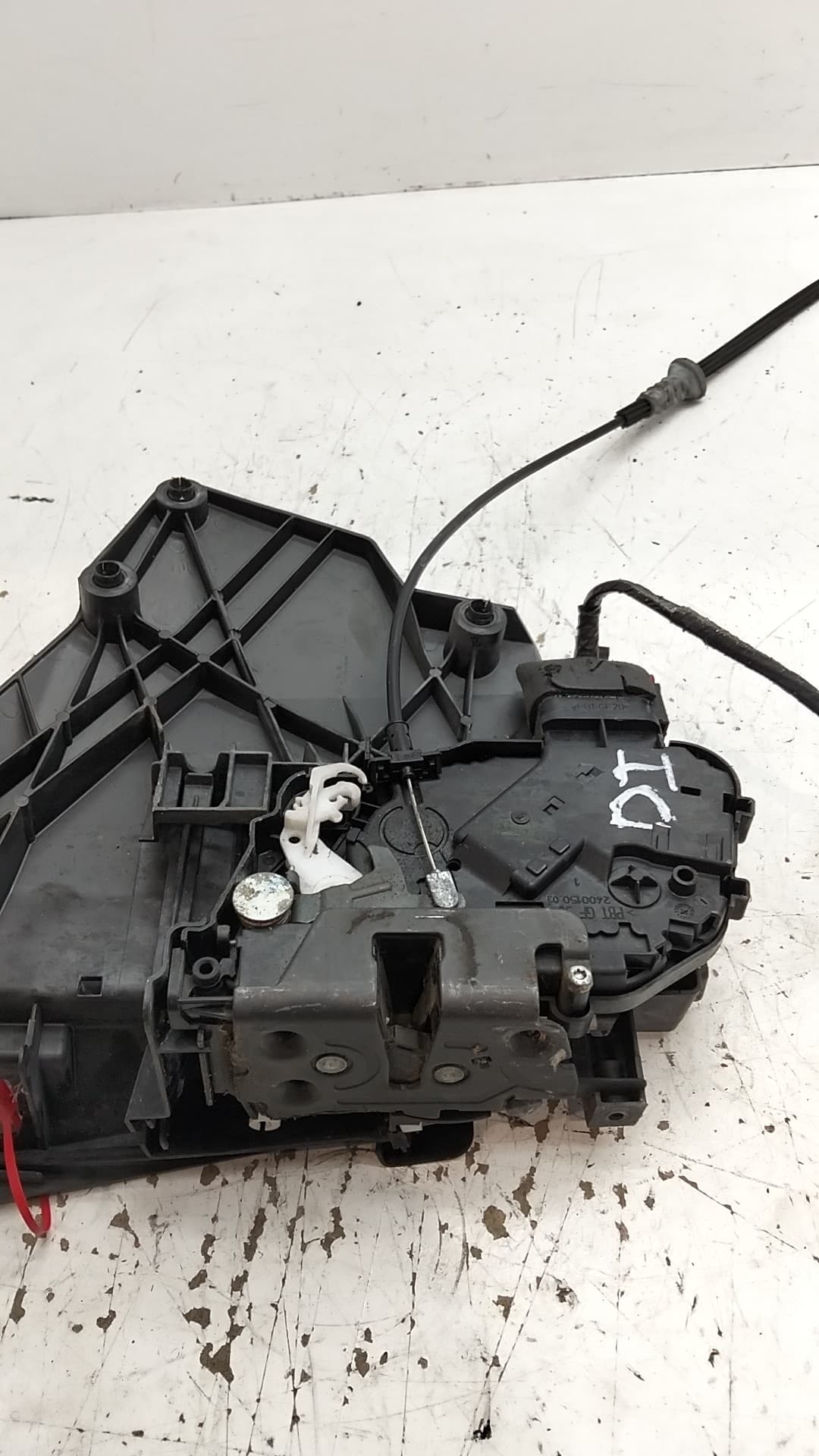 Cerradura puerta delantera izquierda VOLVO C30