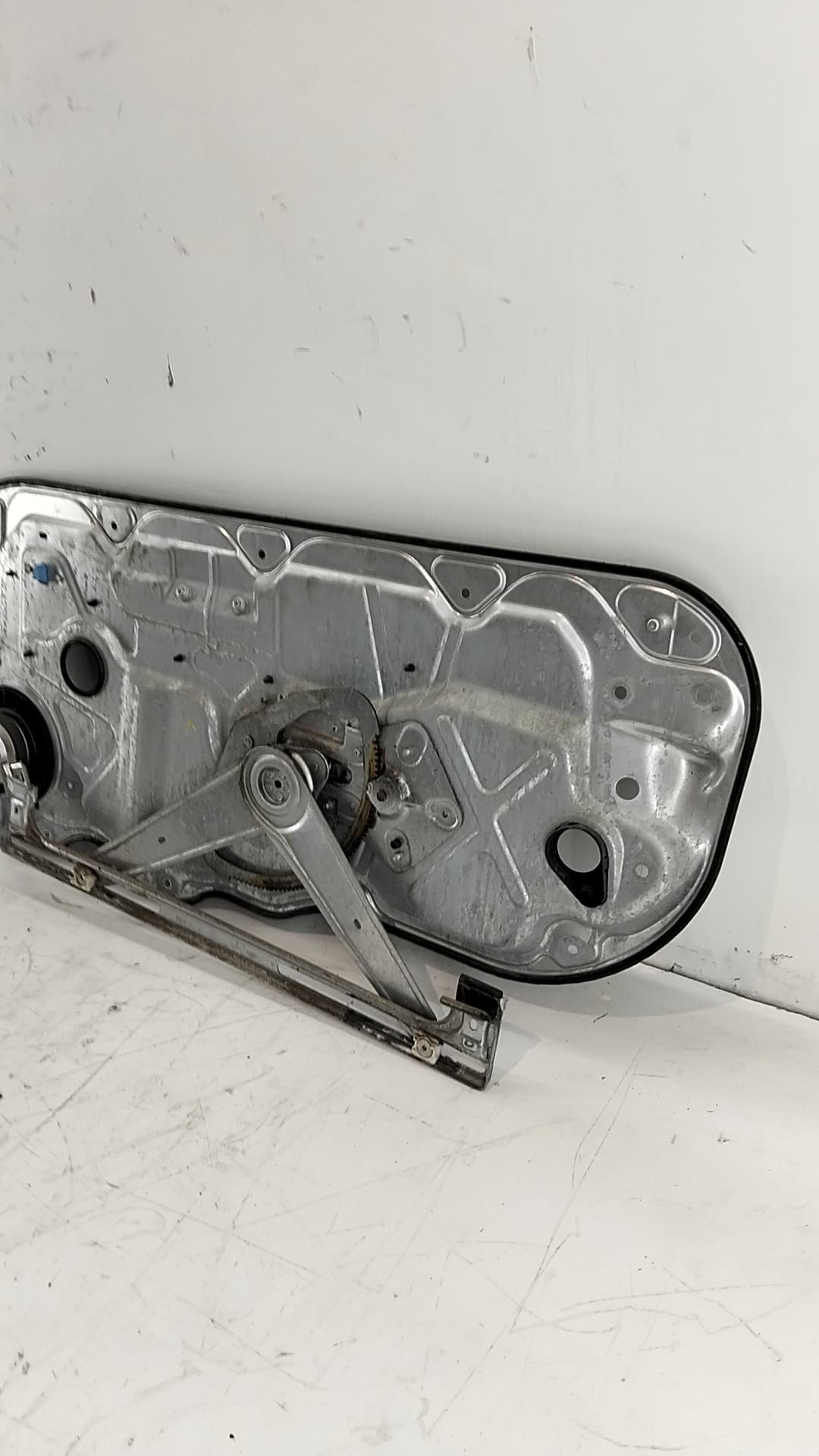 Elevalunas delantero izquierdo VOLVO C30 2