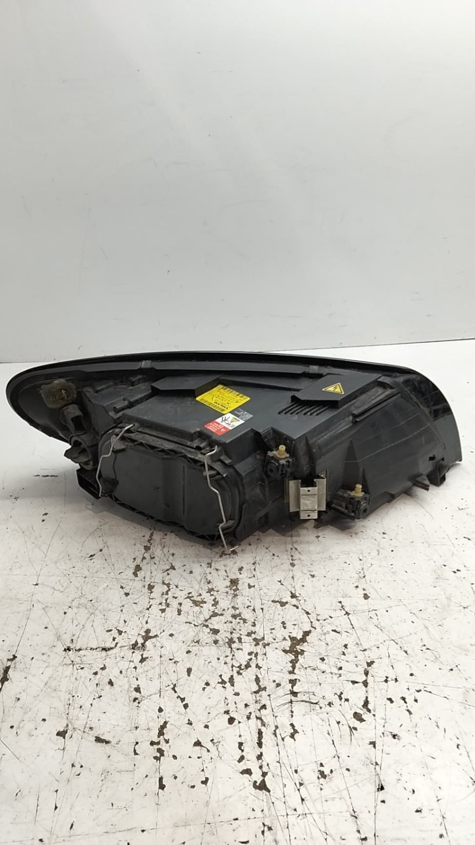 Faro izquierdo VOLVO C30 3