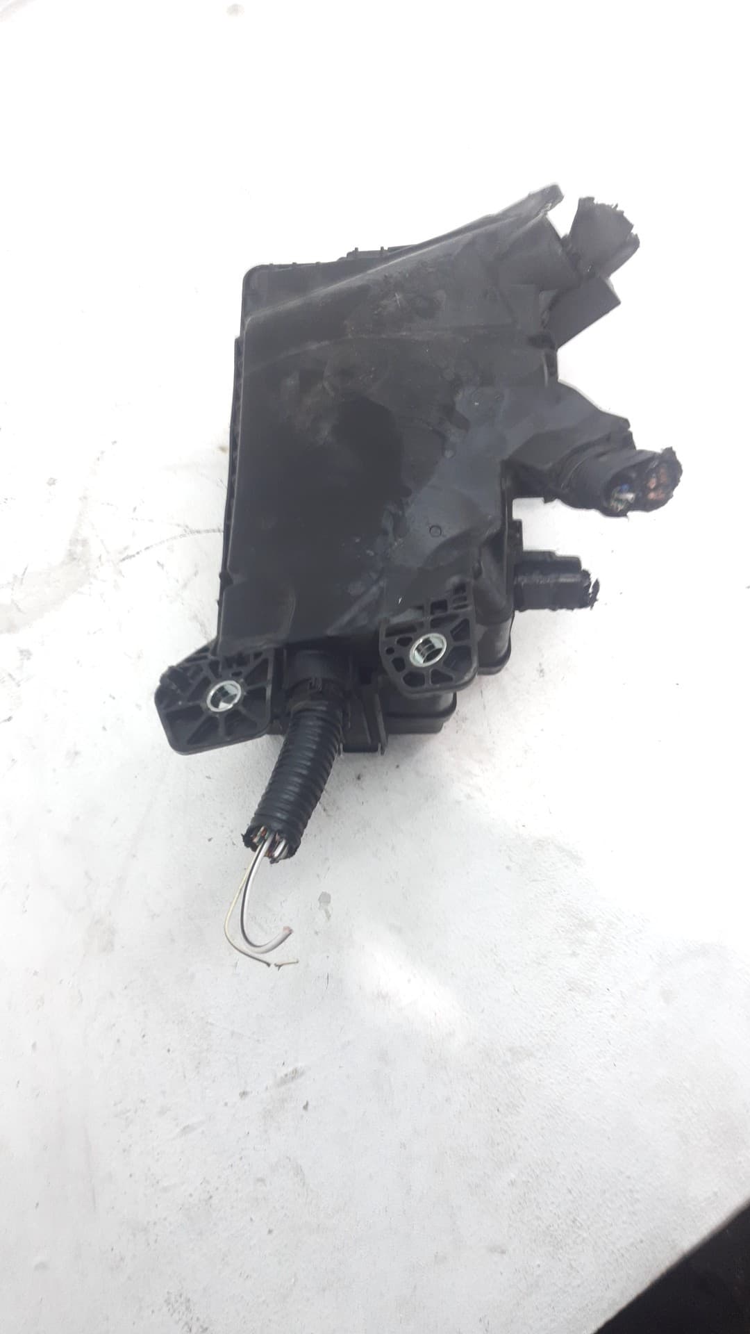 Caja reles / fusibles TOYOTA COROLLA 3