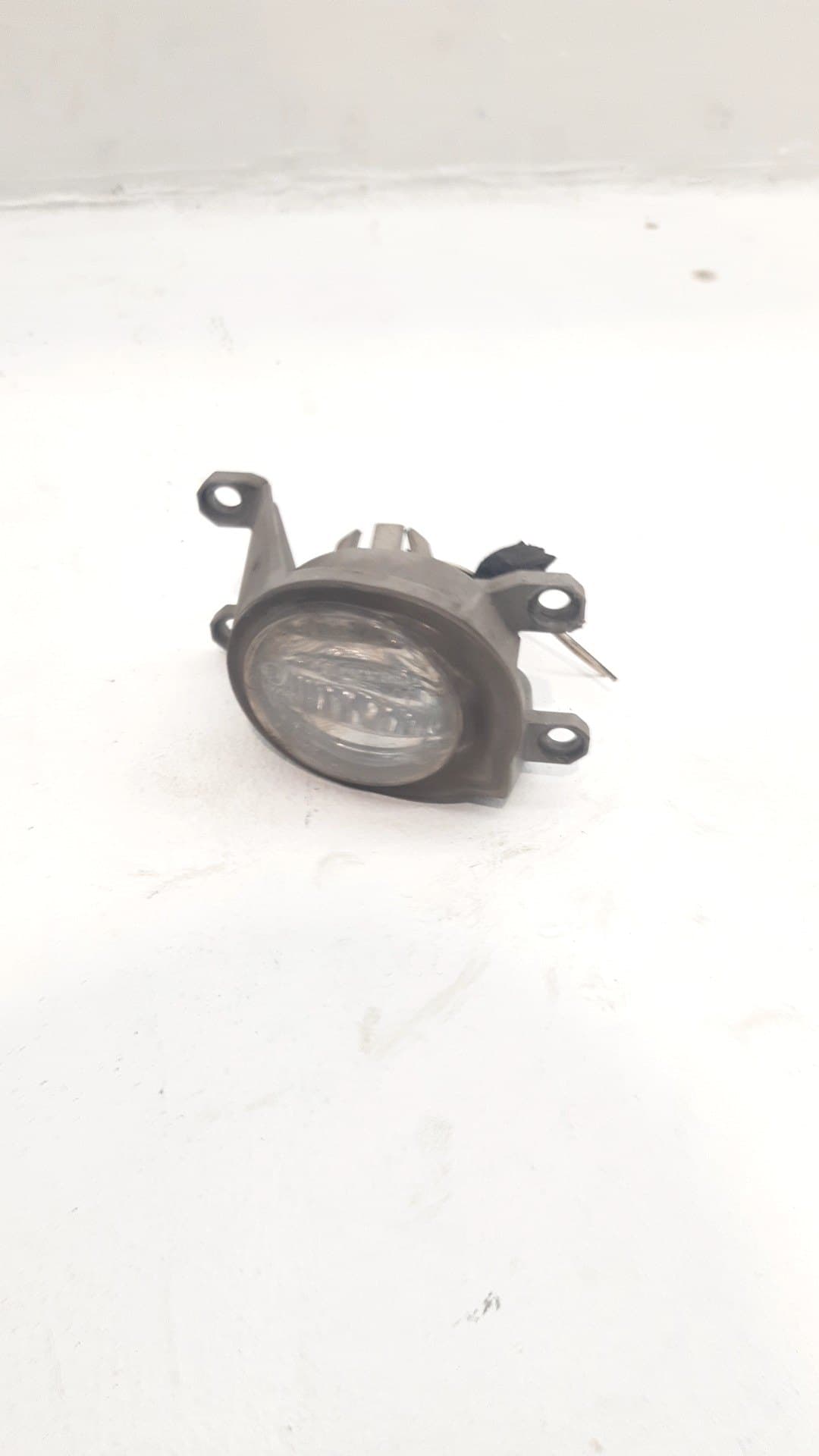 Faro antiniebla izquierdo TOYOTA COROLLA