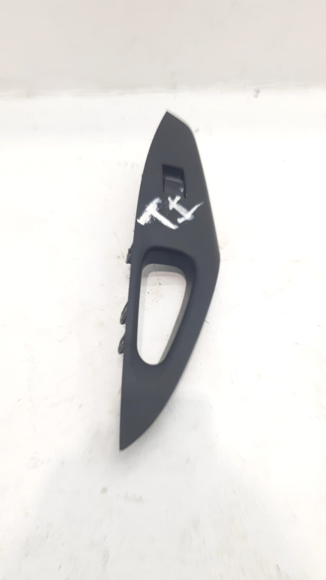 Mando elevalunas trasero izquierdo TOYOTA COROLLA