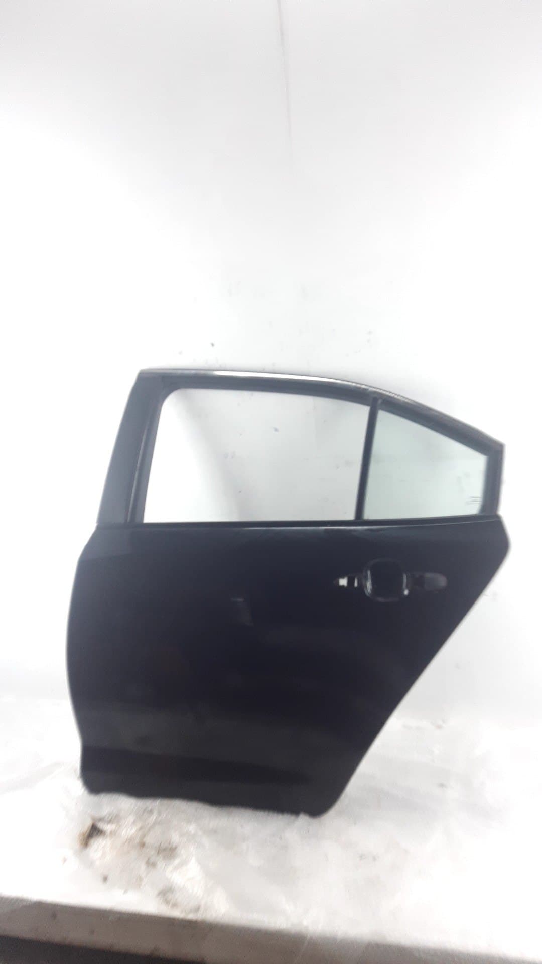 Puerta trasera izquierda TOYOTA COROLLA