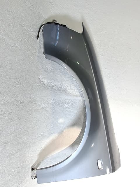 Aleta delantera izquierda AUDI A4 AVANT (8E)
