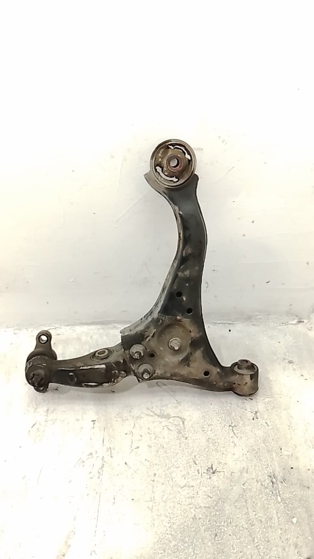 Brazo suspension inferior delantero derecho HYUNDAI SONATA (NF)