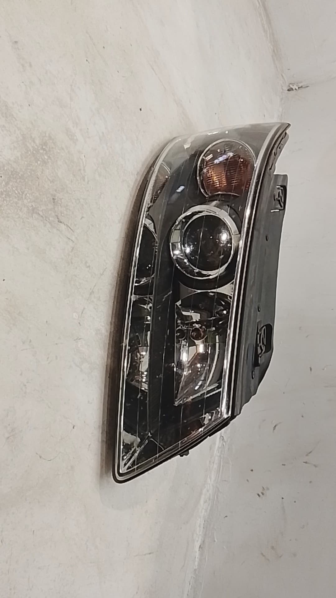 Faro derecho HYUNDAI SONATA (NF)