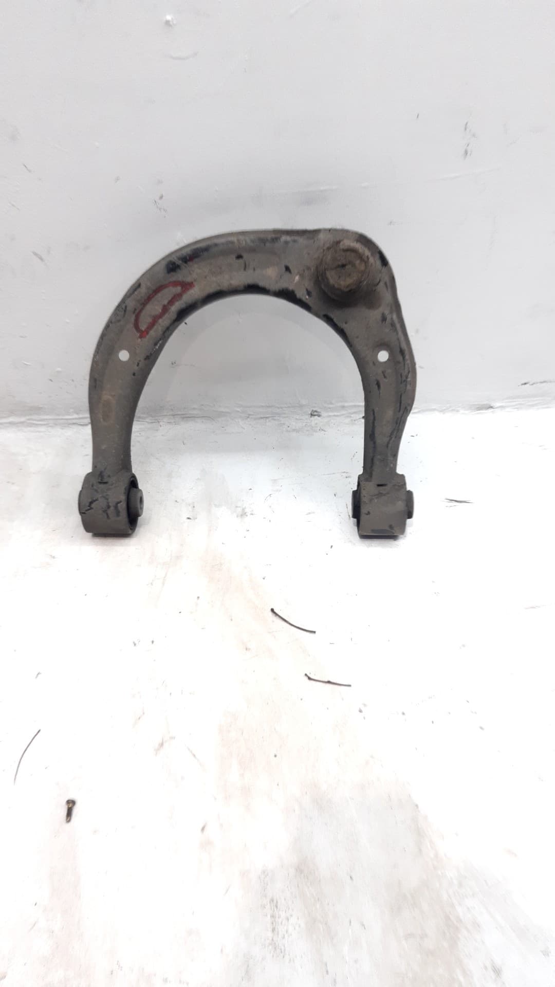 Brazo suspension superior delantero derecho HYUNDAI SONATA (NF)